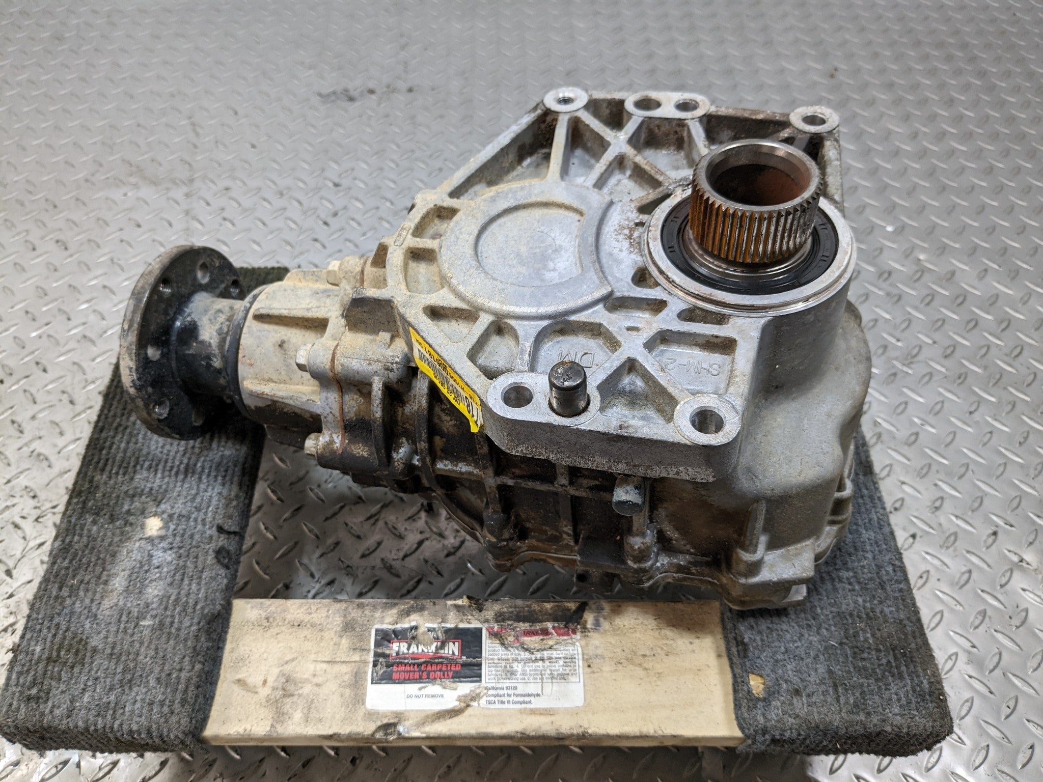 2013 - 2016 HYUNDAI SANTA FE OEM AUTOMATIC TRANSMISSION TRANSFER CASE ASSEMBLY