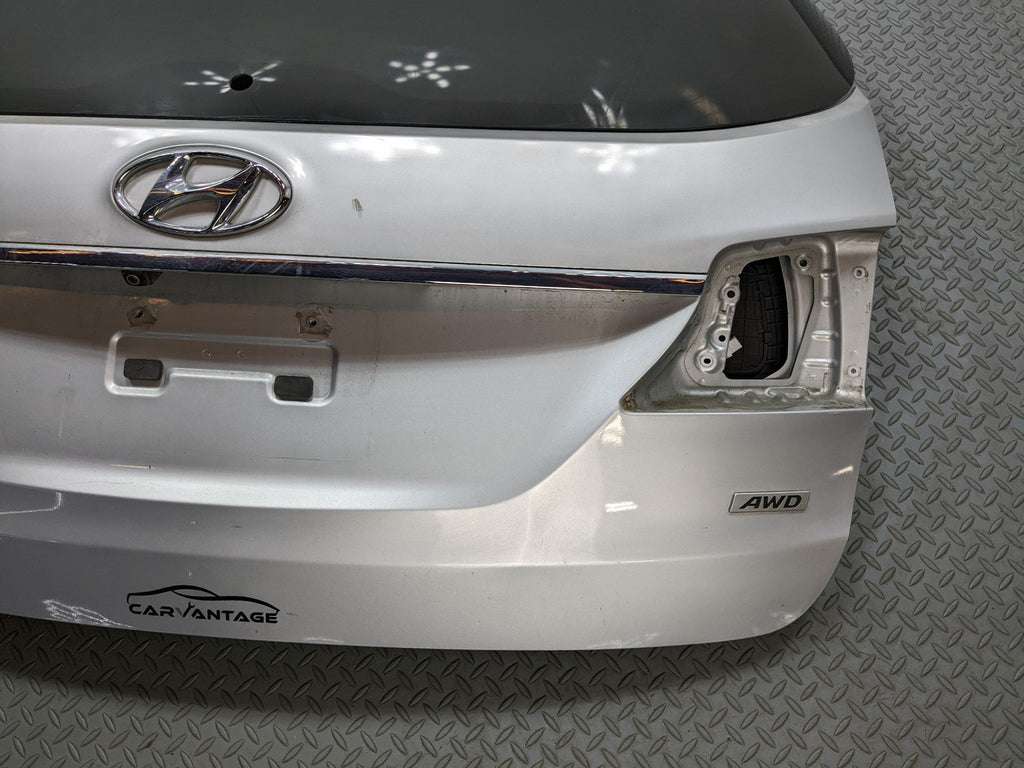 2013 - 2016 HYUNDAI SANTA FE OEM LIFTGATE SHELL PANEL WITH GLASS CIRCUIT SILVER