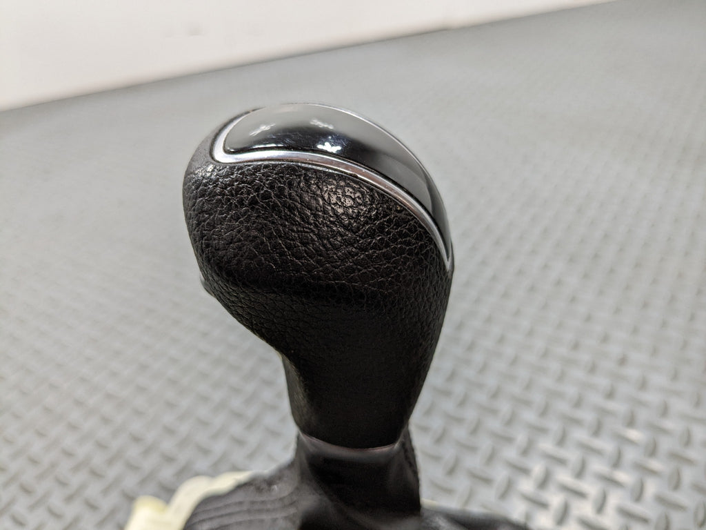 2013 - 2016 HYUNDAI SANTA FE OEM AUTOMATIC TRANSMISSION FLOOR SHIFTER ASSEMBLY