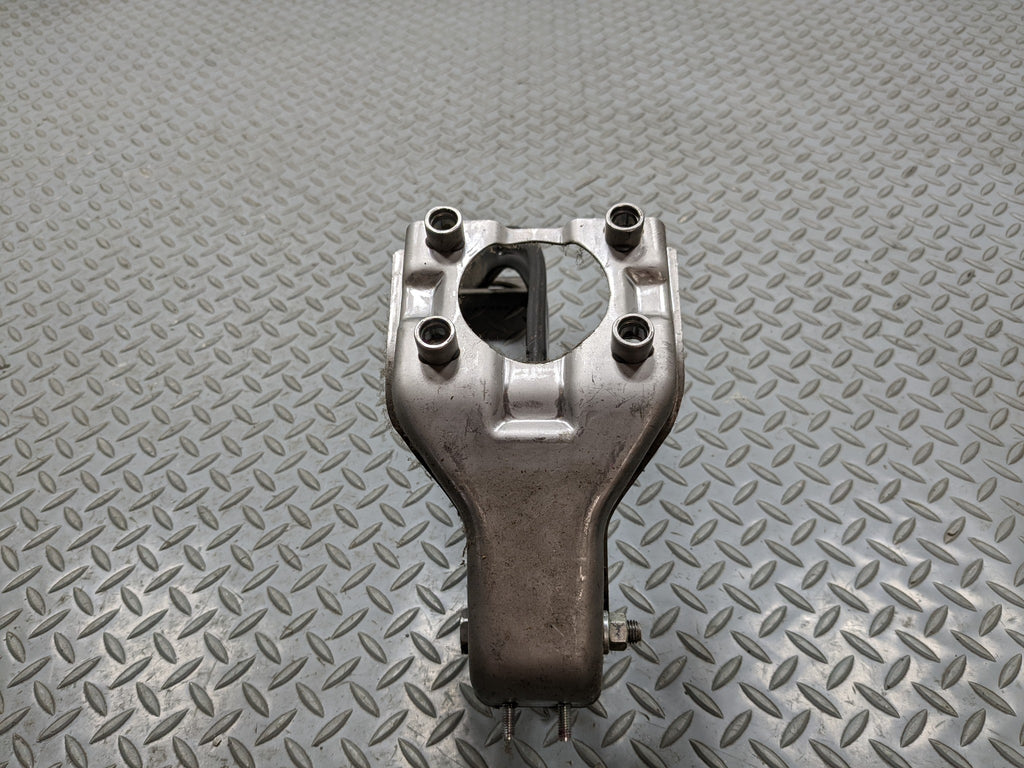 2013 - 2016 HYUNDAI SANTA FE OEM PARKING BRAKE PEDAL ASSEMBLY WITH BRACKET