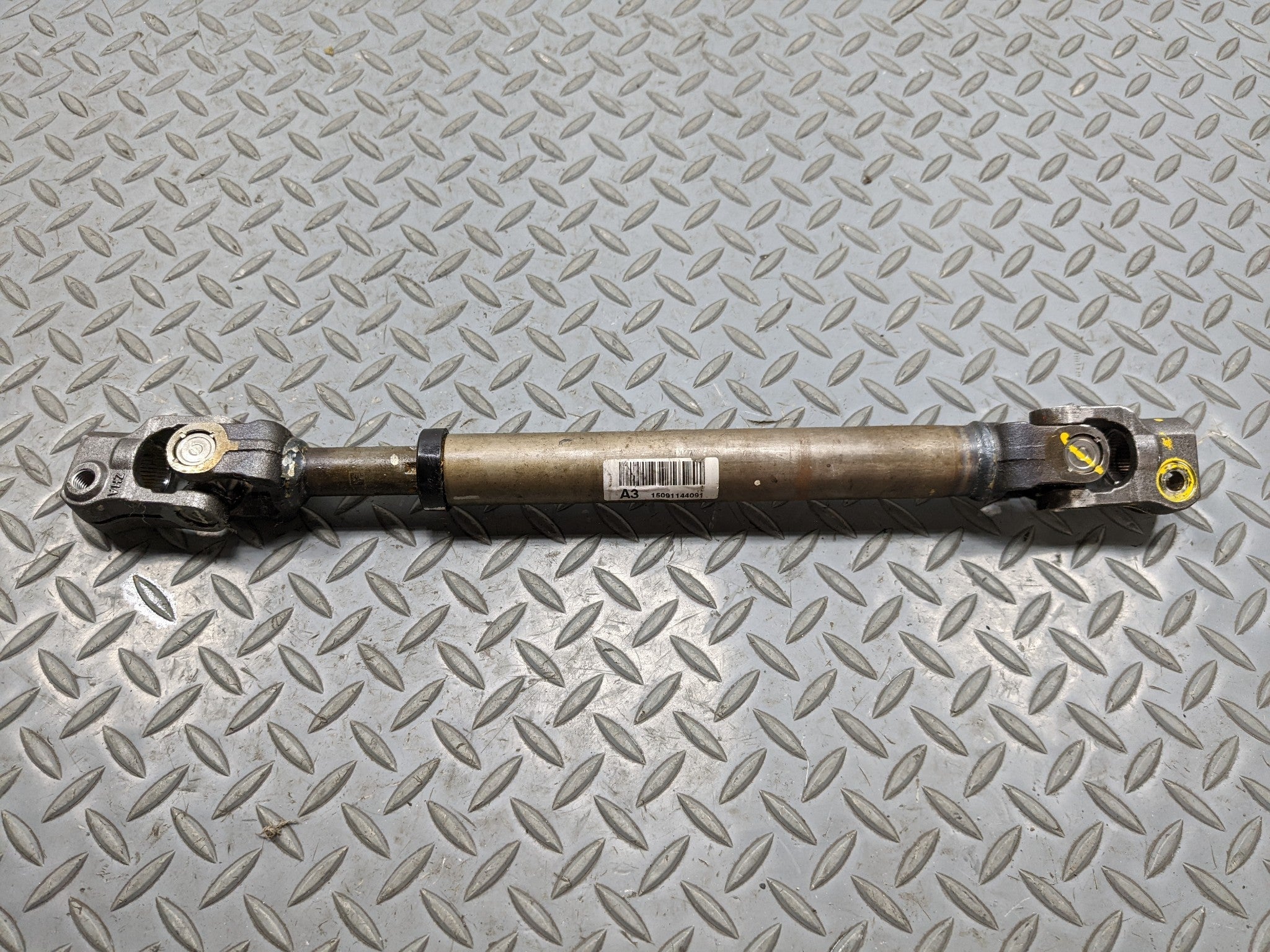 2013 - 2016 HYUNDAI SANTA FE OEM STEERING COLUMN INTERMEDIATE JOINT SHAFT
