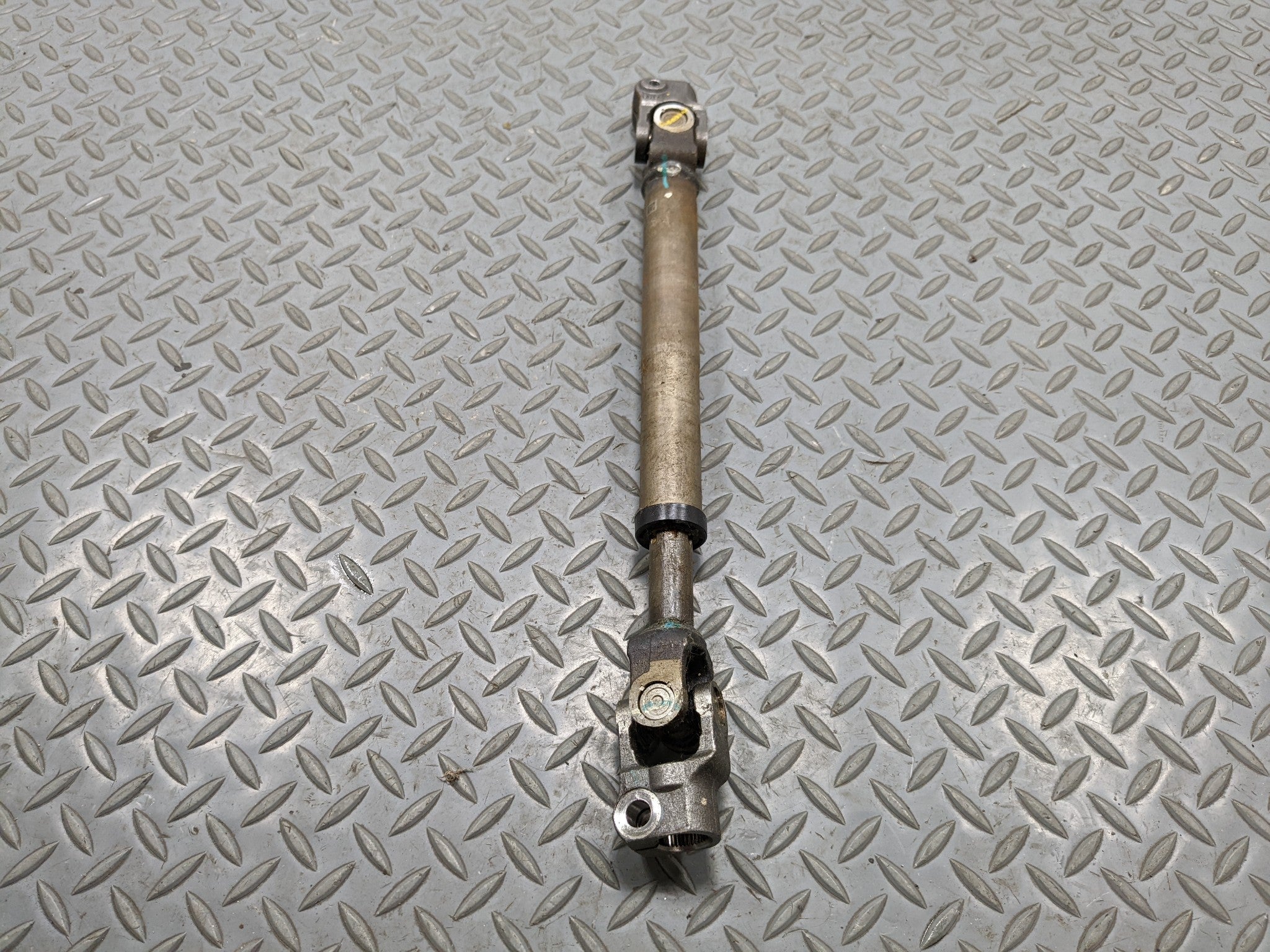 2013 - 2016 HYUNDAI SANTA FE OEM STEERING COLUMN INTERMEDIATE JOINT SHAFT