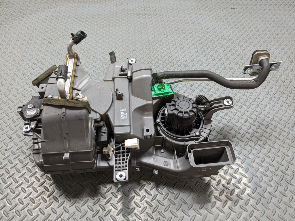 2013 - 2016 HYUNDAI SANTA FE OEM REAR HEATER EVAPORATOR BLOWER MOTOR HOUSING
