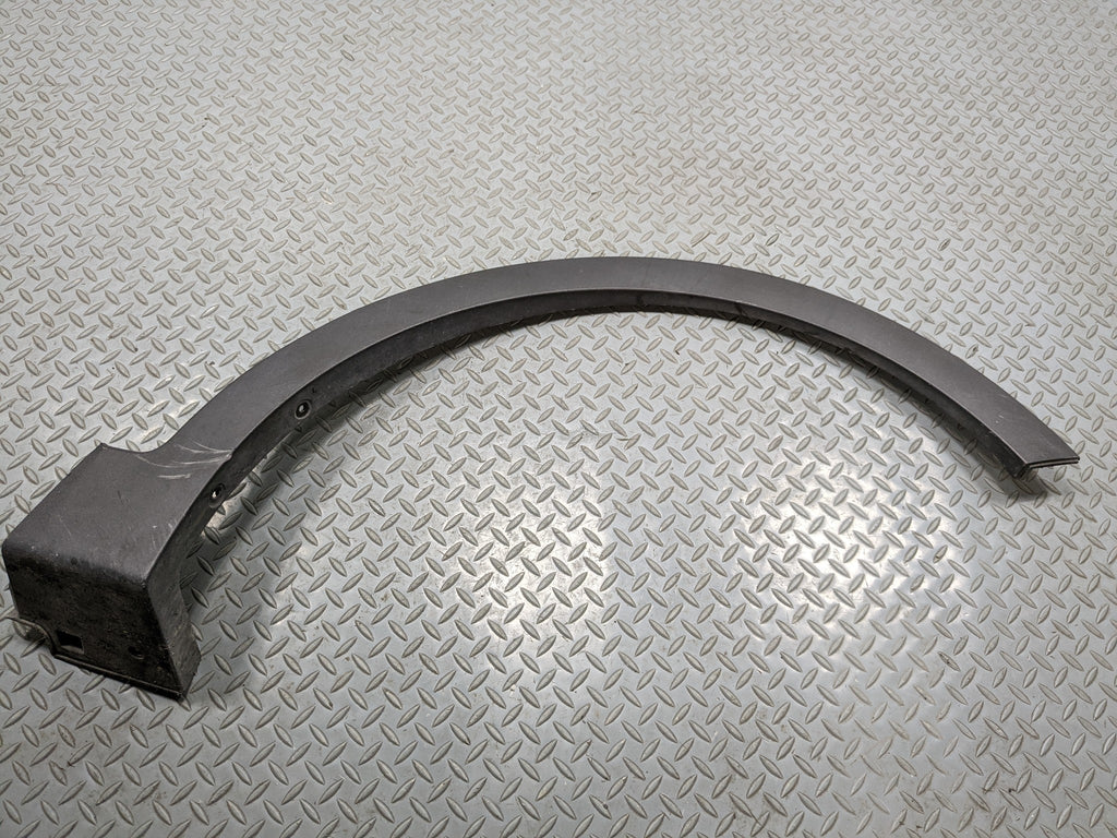 2013 - 2016 HYUNDAI SANTA FE OEM FENDER FLARE BODY MOLDING TRIM FRONT RIGHT SIDE