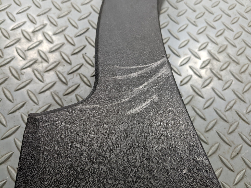 2013 - 2016 HYUNDAI SANTA FE OEM FENDER FLARE BODY MOLDING TRIM FRONT RIGHT SIDE