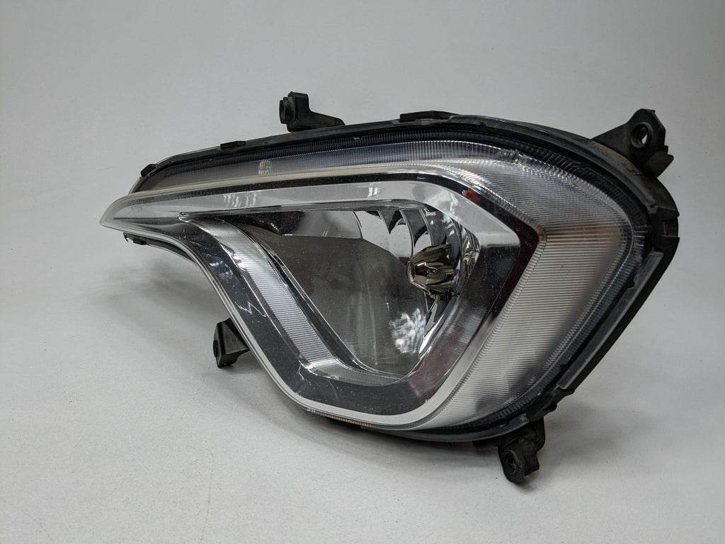 2013 - 2016 HYUNDAI SANTA FE OEM FOG LIGHT BUMPER MOUNTED FRONT LEFT DRIVER SIDE