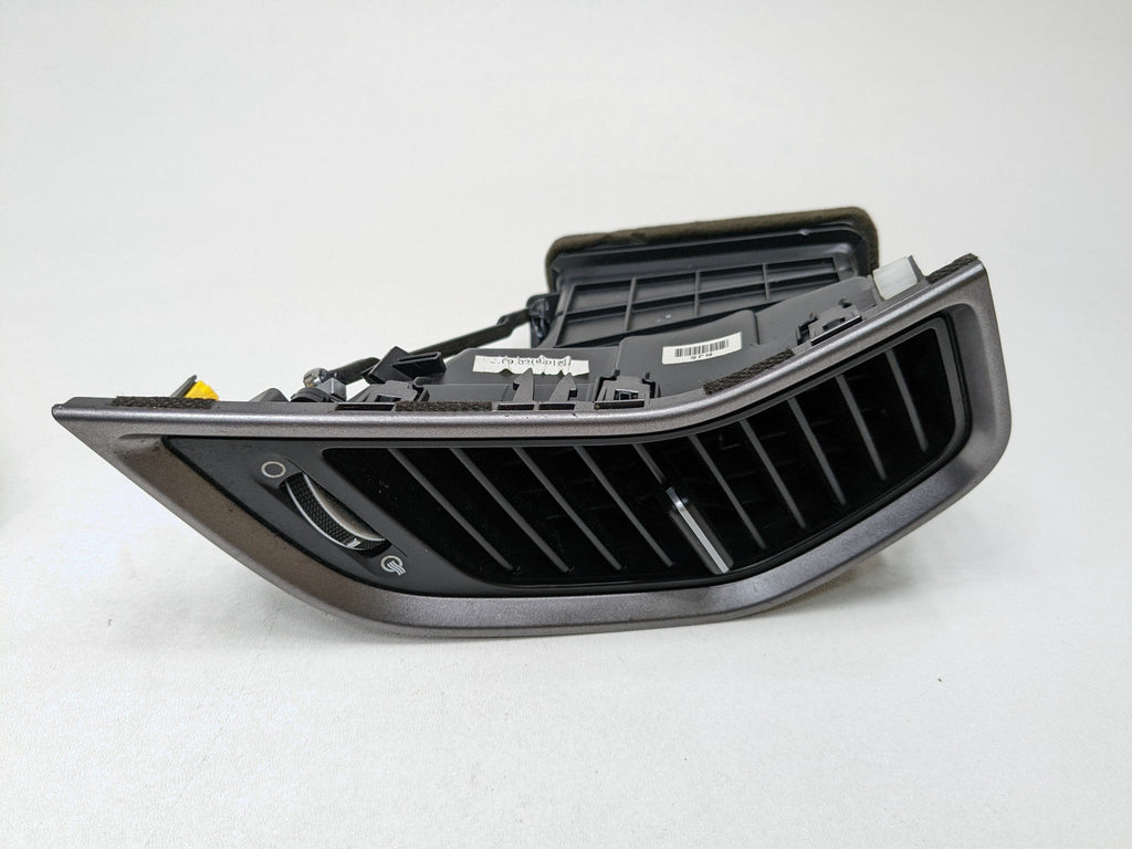 2013 - 2016 HYUNDAI SANTA FE OEM FRONT DASH LEFT AND RIGHT SIDE AC HEATER VENTS