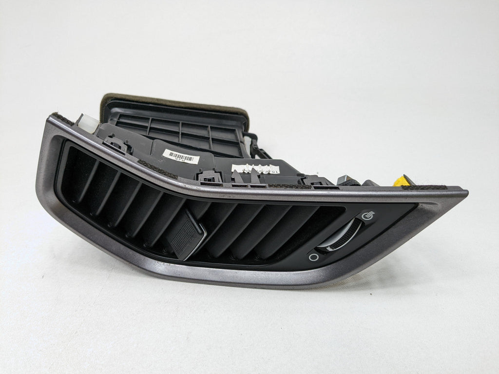 2013 - 2016 HYUNDAI SANTA FE OEM FRONT DASH LEFT AND RIGHT SIDE AC HEATER VENTS