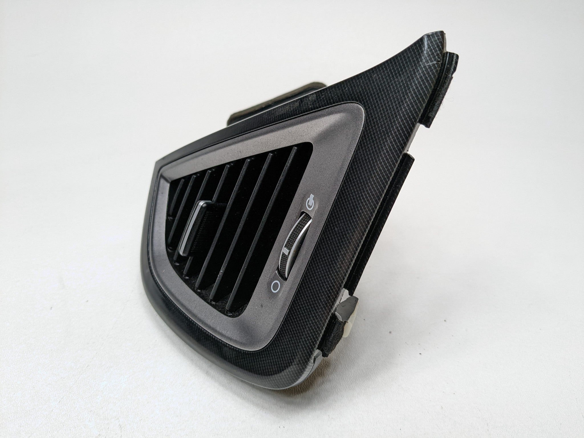 2013 - 2016 HYUNDAI SANTA FE OEM FRONT LEFT DRIVER SIDE AIR VENT BLACK