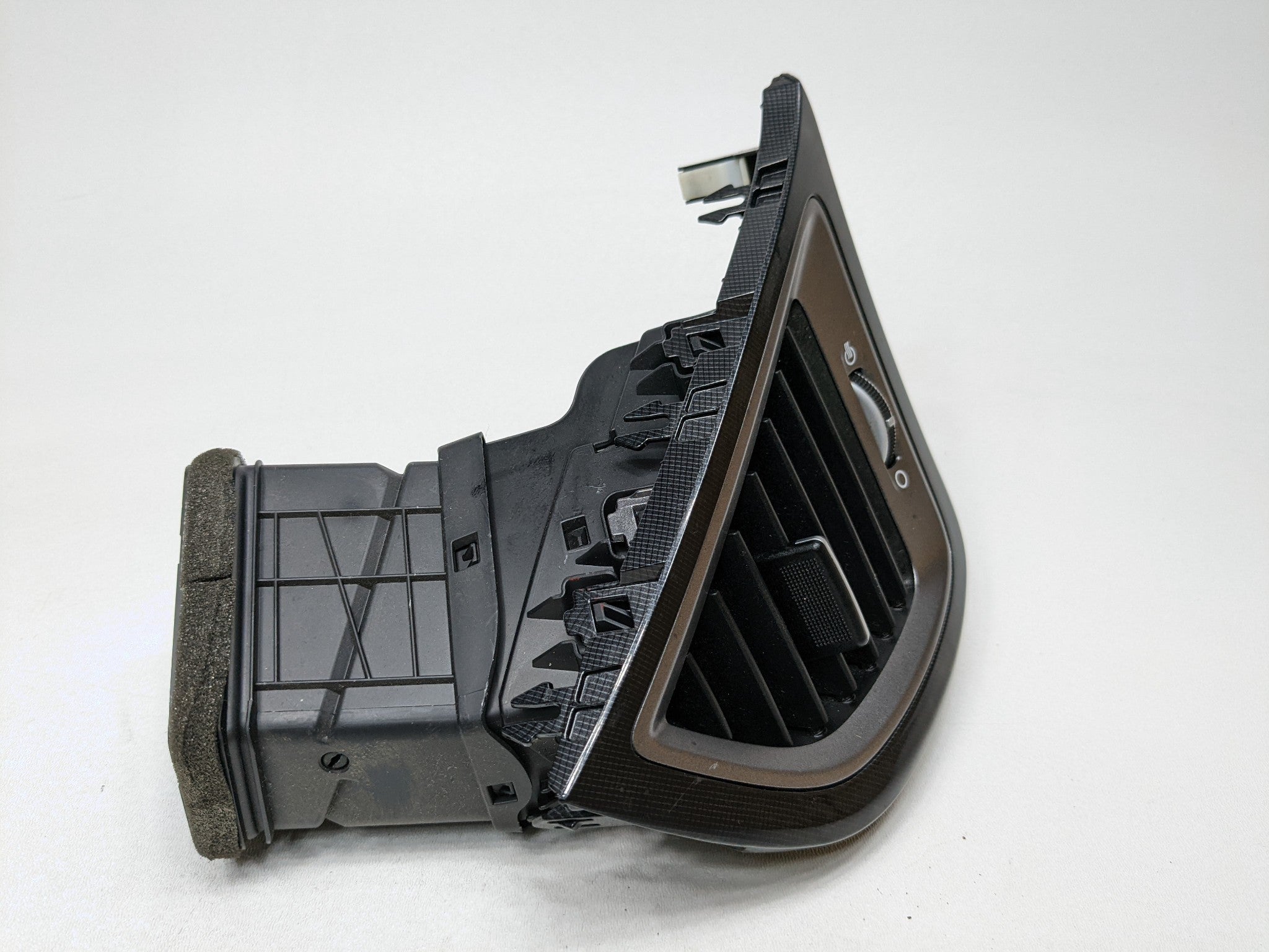 2013 - 2016 HYUNDAI SANTA FE OEM FRONT LEFT DRIVER SIDE AIR VENT BLACK