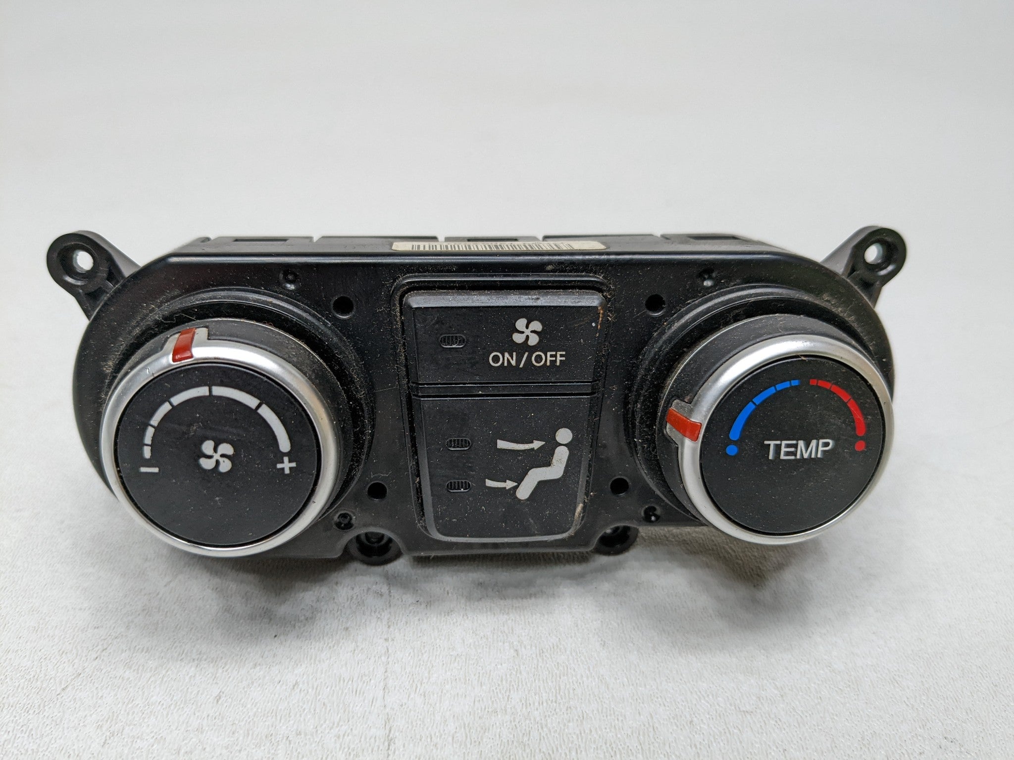 2013 - 2016 HYUNDAI SANTA FE OEM REAR AC TEMPERATURE CONTROLLER BLACK