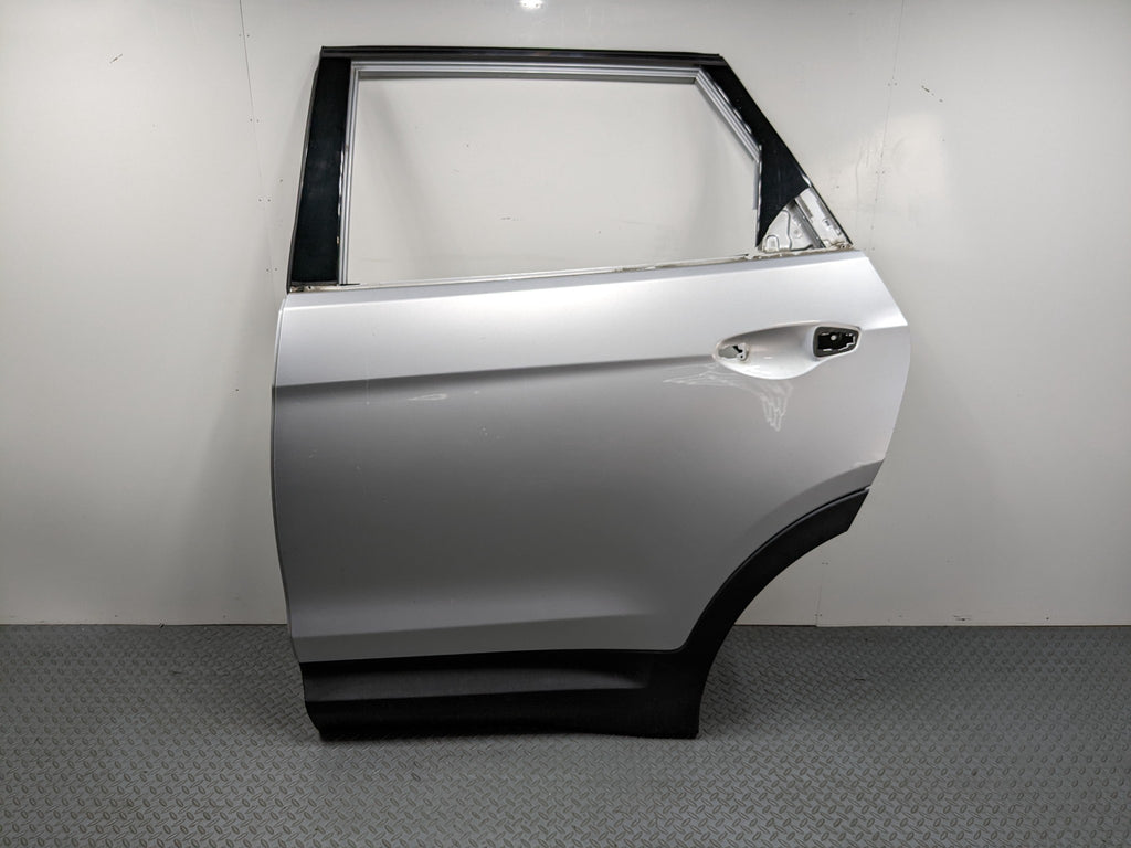 2013 - 2016 HYUNDAI SANTA FE OEM DOOR SHELL PANEL CIRCUIT SILVER REAR LEFT SIDE