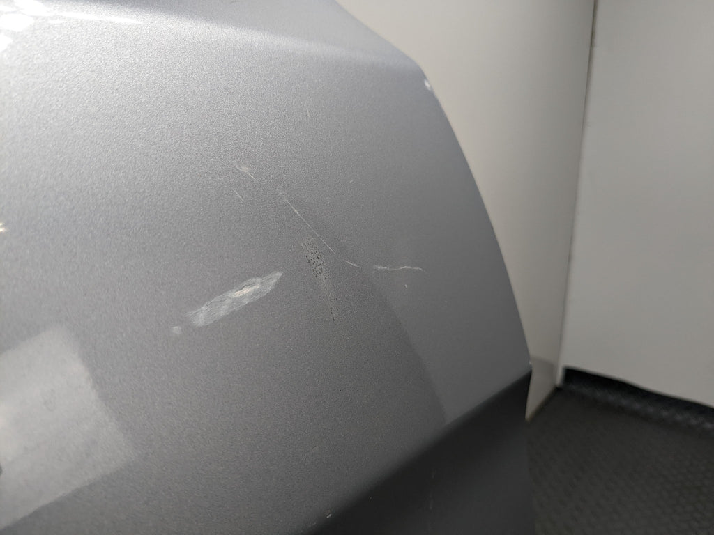 2013 - 2016 HYUNDAI SANTA FE OEM DOOR SHELL PANEL CIRCUIT SILVER FRONT RIGHT