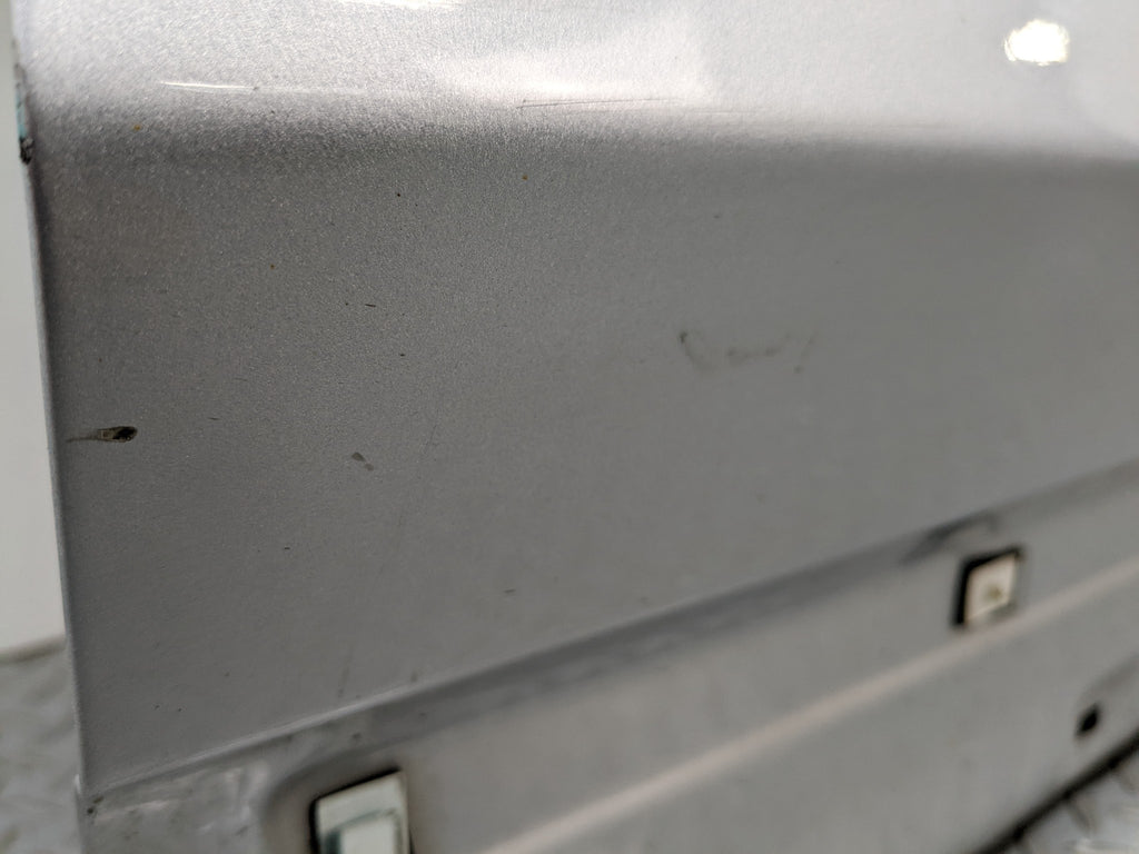 2013 - 2016 HYUNDAI SANTA FE OEM DOOR SHELL PANEL CIRCUIT SILVER FRONT RIGHT