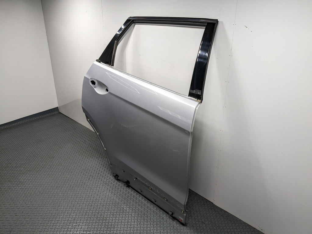 2013 - 2016 HYUNDAI SANTA FE OEM DOOR SHELL PANEL CIRCUIT SILVER REAR RIGHT SIDE