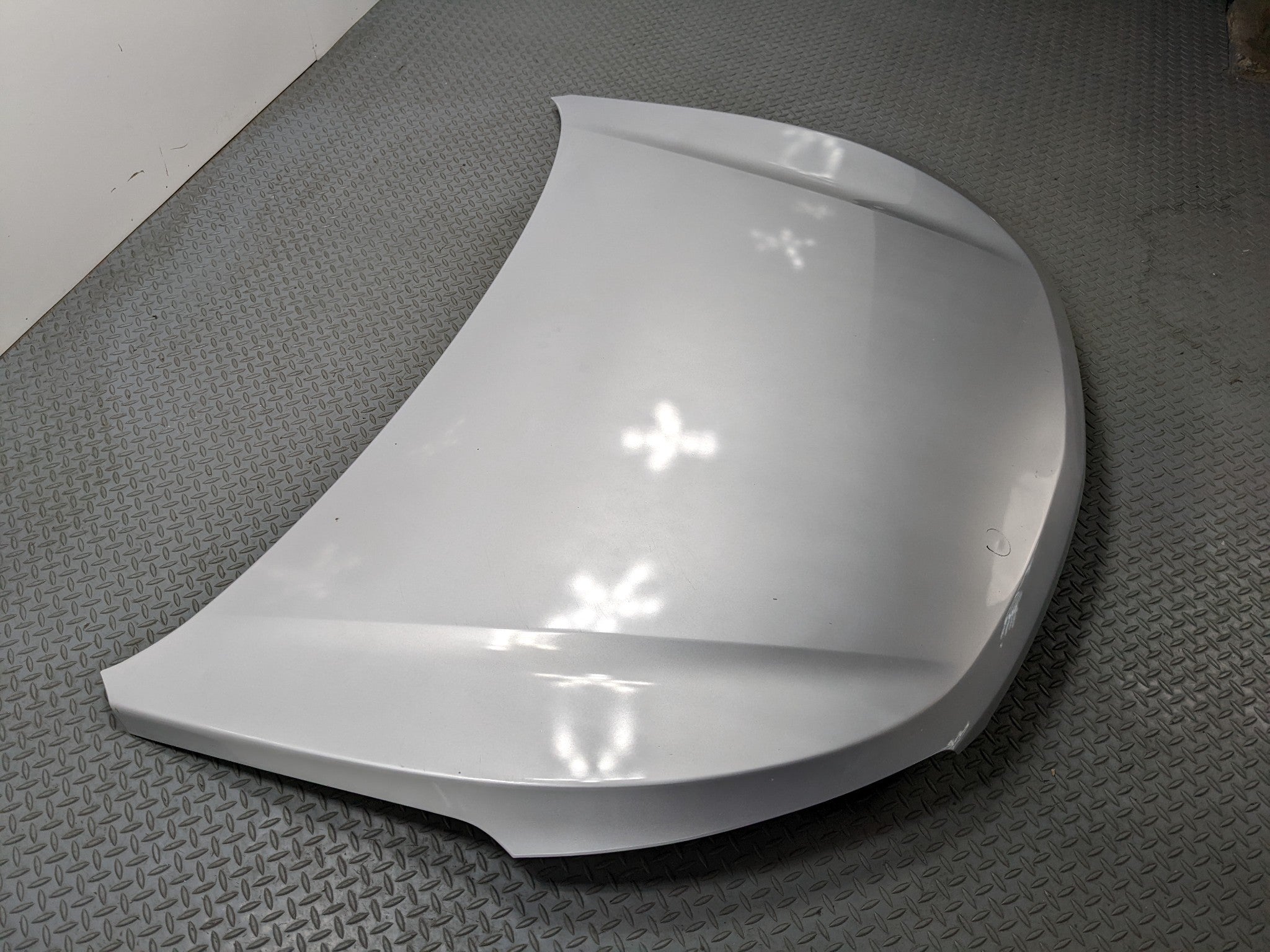 2013 - 2016 HYUNDAI SANTA FE OEM FRONT HOOD BONNET SHELL PANEL CIRCUIT SILVER