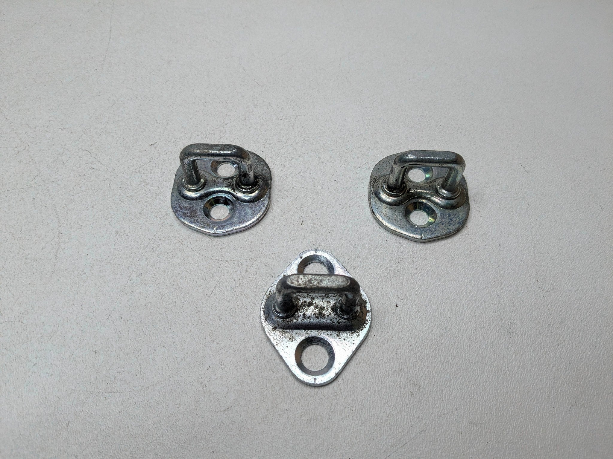 2013 - 2016 HYUNDAI SANTA FE OEM DOOR LATCH LOCK STRIKER SET LEFT OR RIGHT SIDE