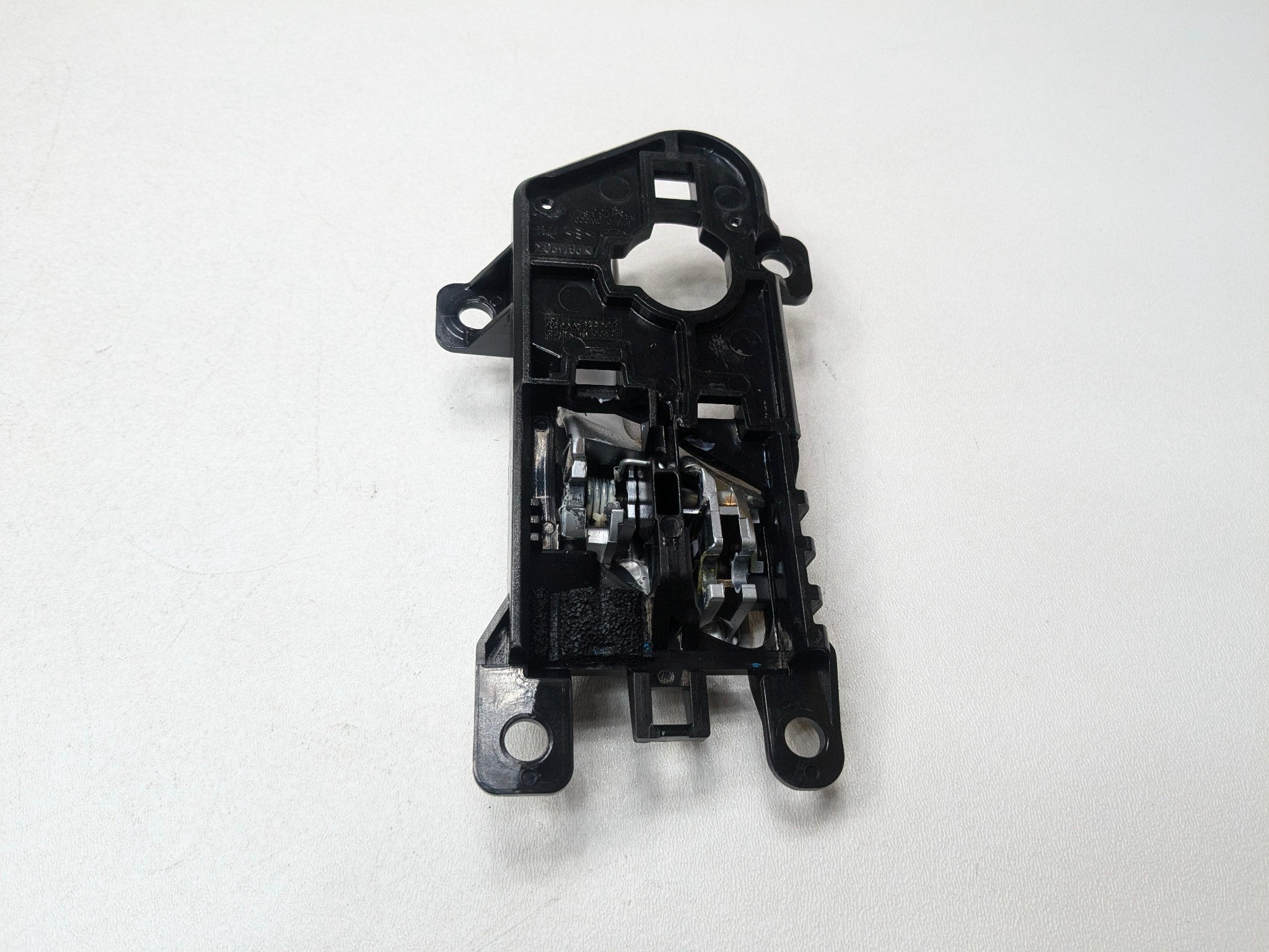 2013 - 2016 HYUNDAI SANTA FE OEM INTERIOR DOOR HANDLE FRONT LEFT DRIVER SIDE