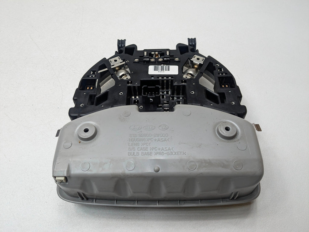 2013 - 2016 HYUNDAI SANTA FE OEM OVERHEAD CONSOLE GRAY MAP DOME LIGHT LAMP FRONT