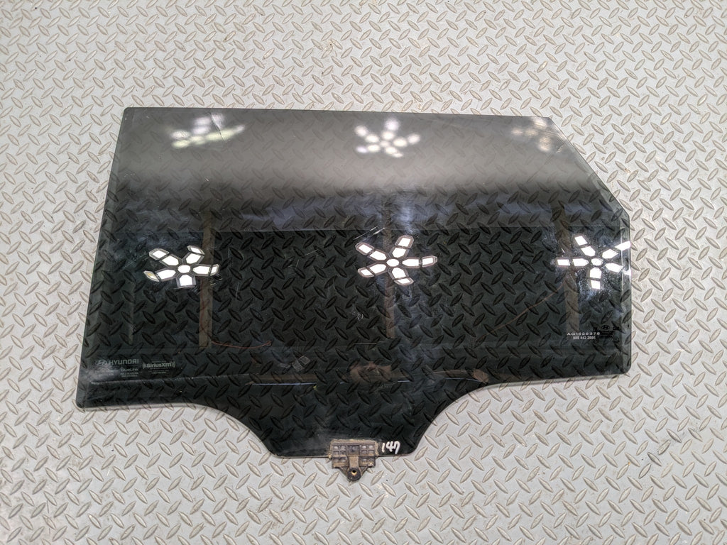 13 - 16 HYUNDAI SANTA FE OEM DOOR WINDOW GLASS WITH TINT REAR LEFT DRIVER SIDE