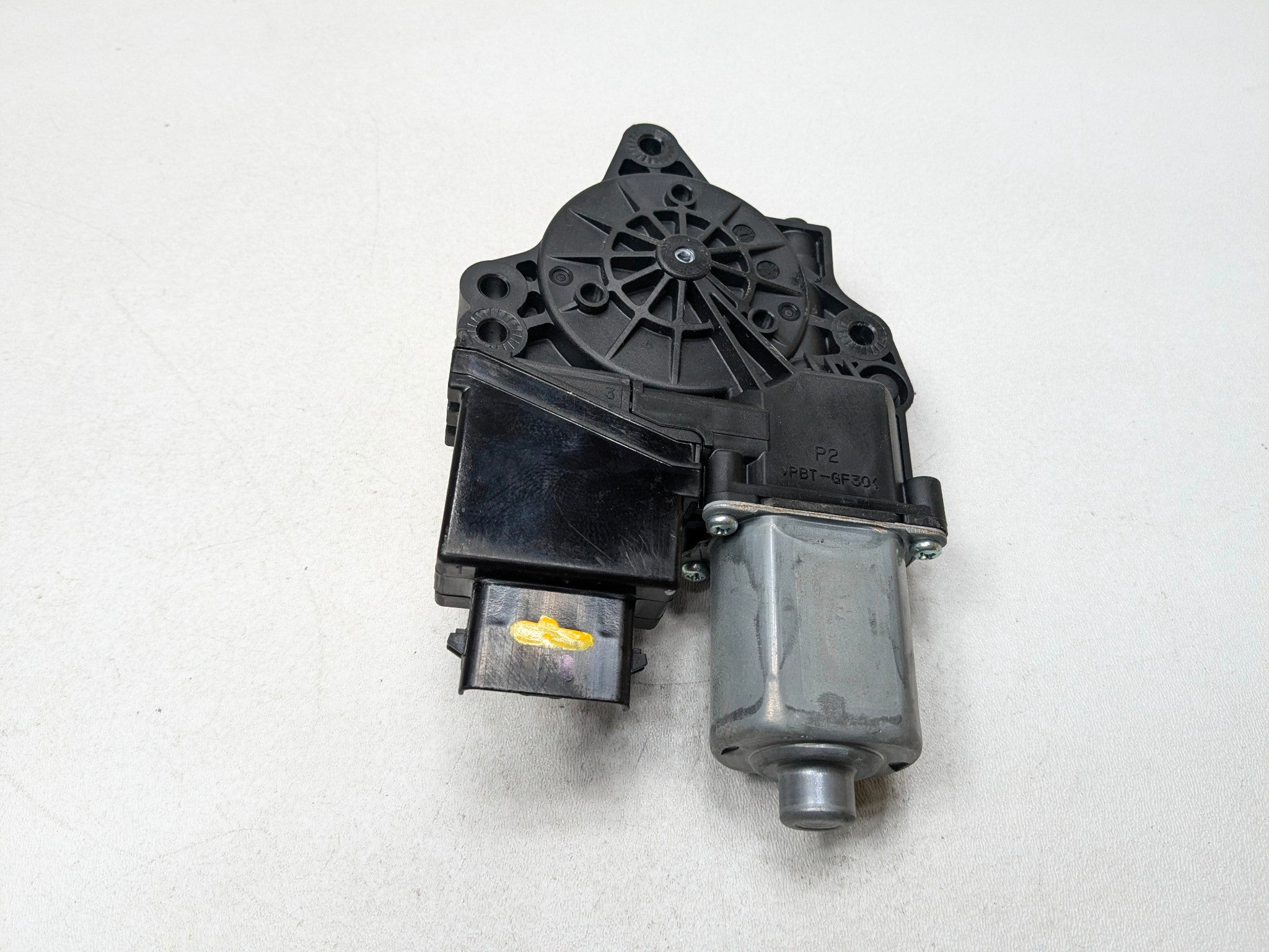 2013 - 2016 HYUNDAI SANTA FE OEM POWER WINDOW MOTOR FRONT RIGHT PASSENGER SIDE