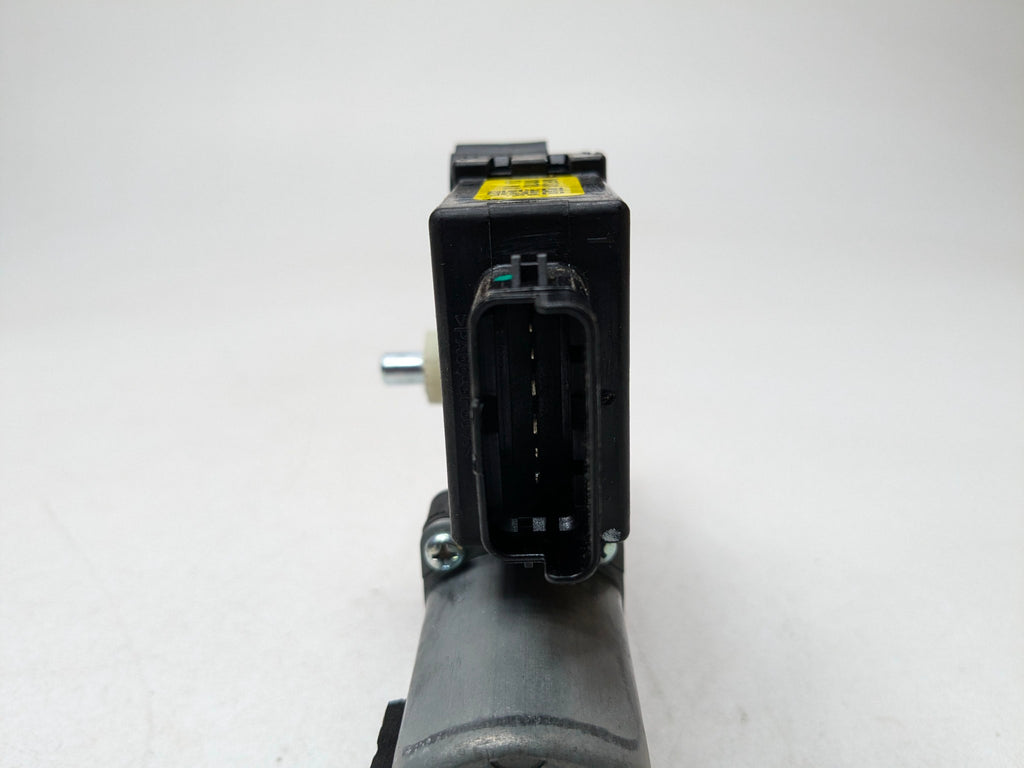 2013 - 2016 HYUNDAI SANTA FE OEM POWER WINDOW MOTOR FRONT RIGHT PASSENGER SIDE