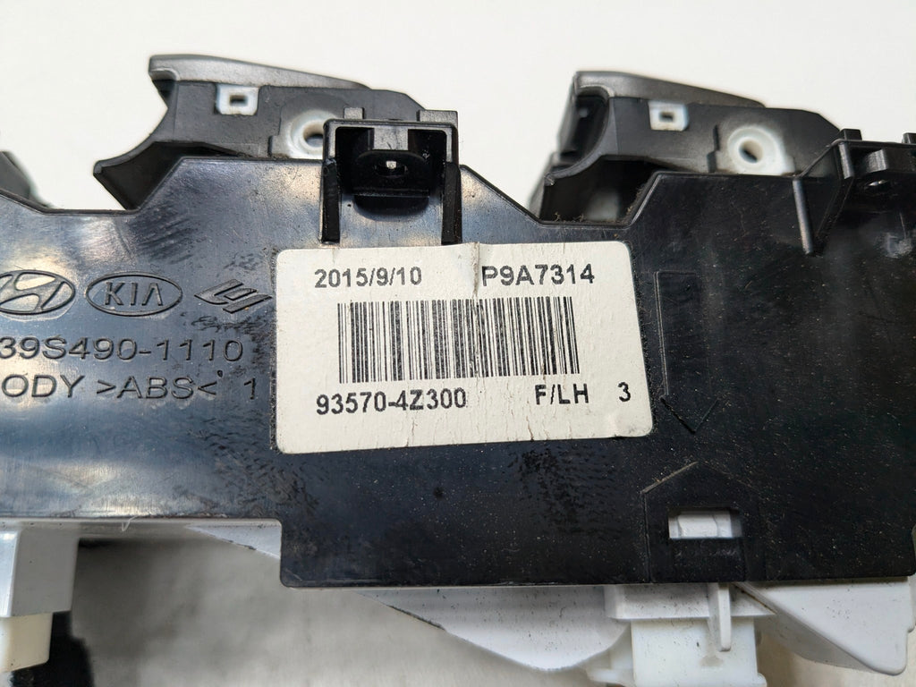 13 - 16 HYUNDAI SANTA FE OEM DOOR WINDOW CONTROL SWITCH FRONT LEFT DRIVER SIDE