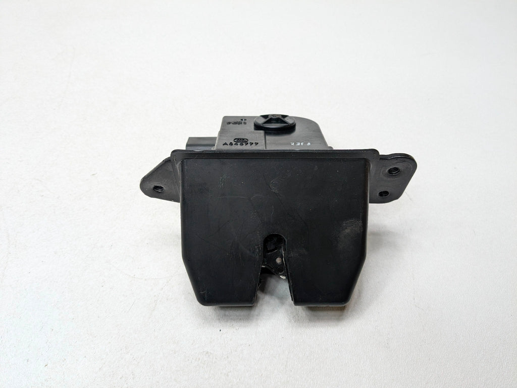 2013 - 2016 HYUNDAI SANTA FE OEM TRUNK LID LATCH LOCK RELEASE ACTUATOR REAR
