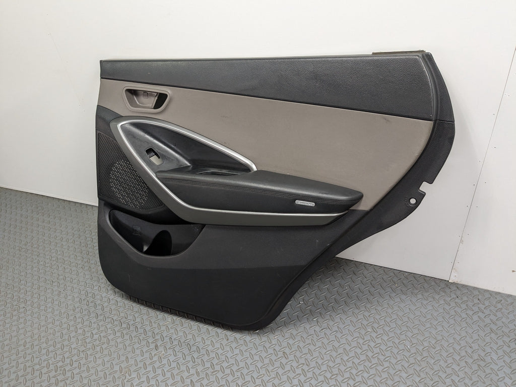 13 - 16 HYUNDAI SANTA FE OEM INTERIOR DOOR TRIM PANEL REAR RIGHT PASSENGER SIDE