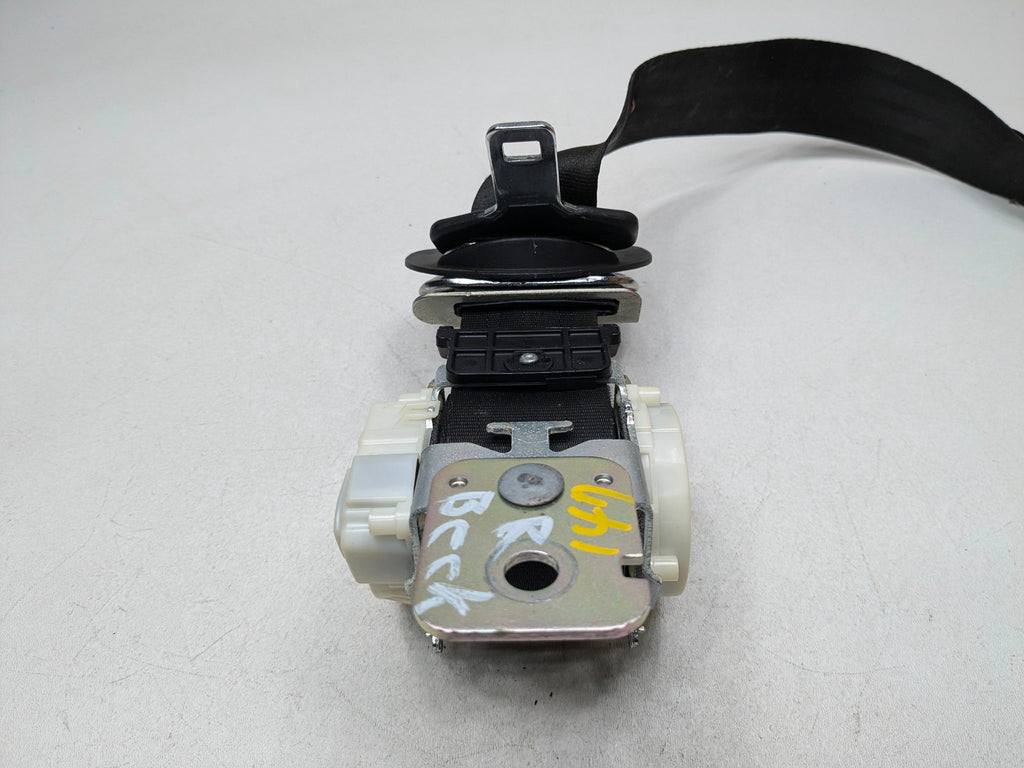 2013 - 2016 HYUNDAI SANTA FE OEM REAR 3RD ROW RIGHT SEAT BELT SEATBELT RETRACTOR