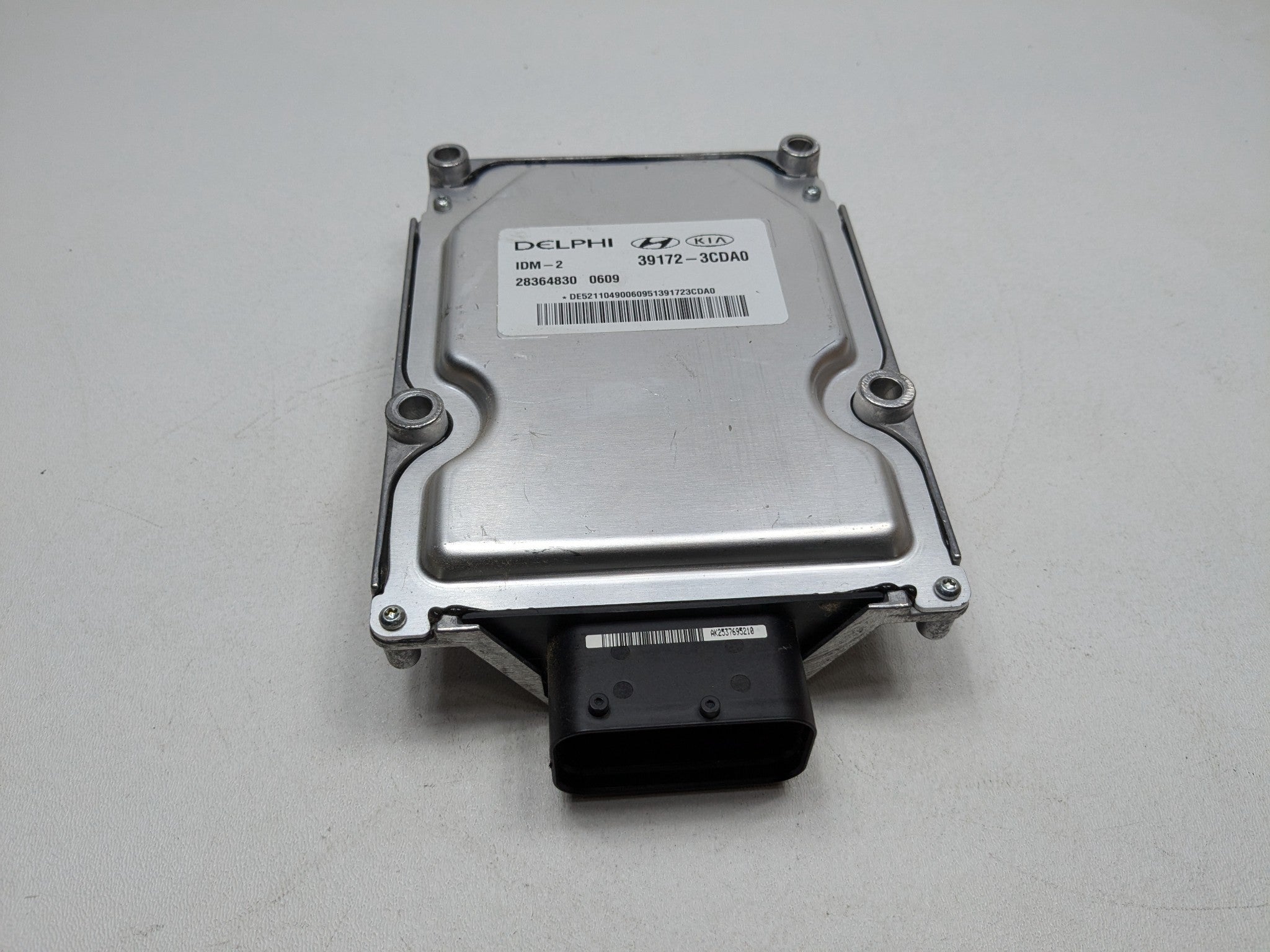 2013 - 2016 HYUNDAI SANTA FE OEM ENGINE FUEL INJECTION CONTROL MODULE UNIT