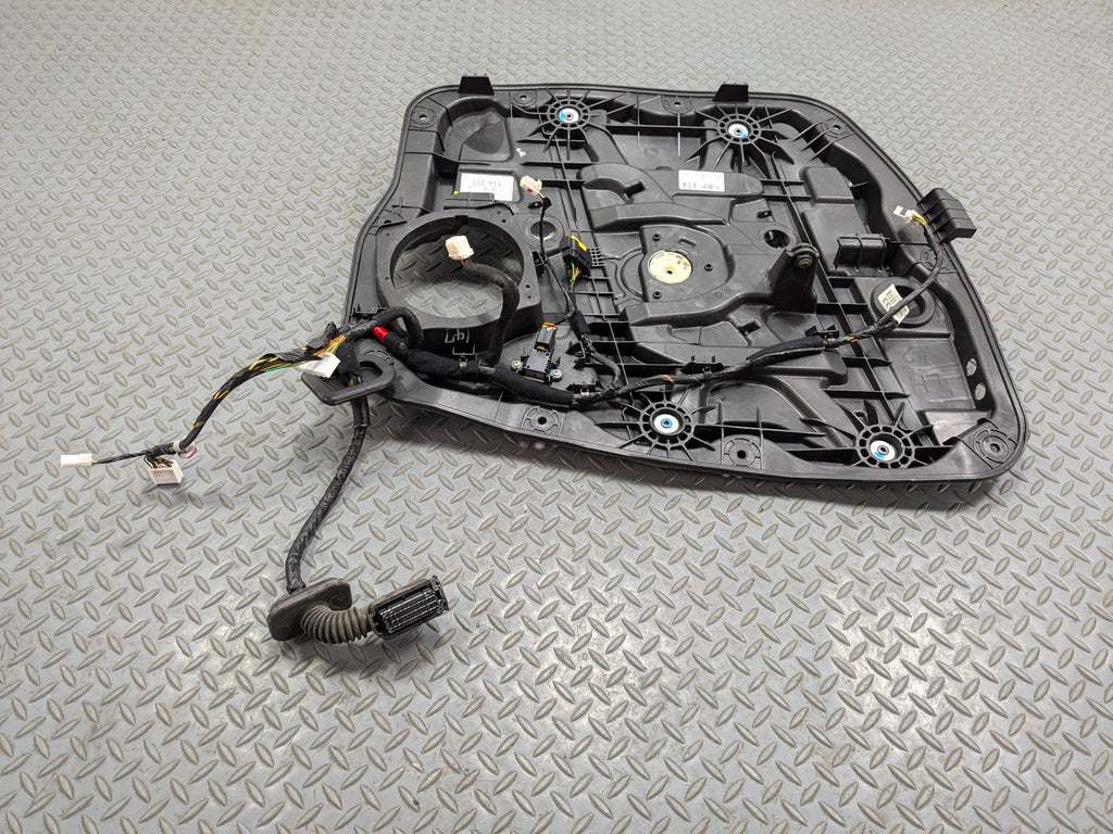 2013 - 2016 HYUNDAI SANTA FE OEM DOOR WINDOW REGUALTOR PANEL FRONT LEFT SIDE