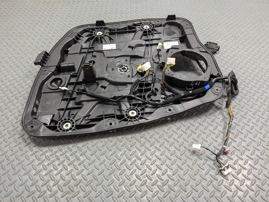 2013 - 2016 HYUNDAI SANTA FE OEM DOOR WINDOW REGUALTOR PANEL FRONT RIGHT SIDE