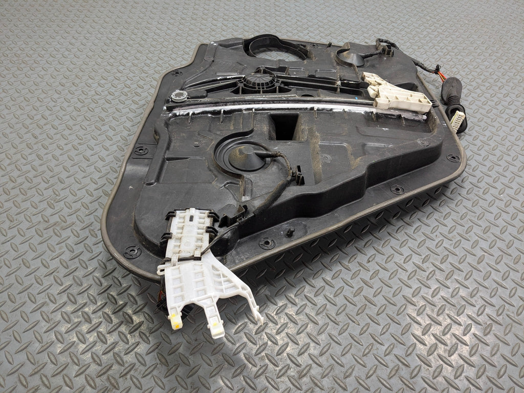 2013 - 2016 HYUNDAI SANTA FE OEM DOOR WINDOW REGUALTOR PANEL REAR RIGHT SIDE