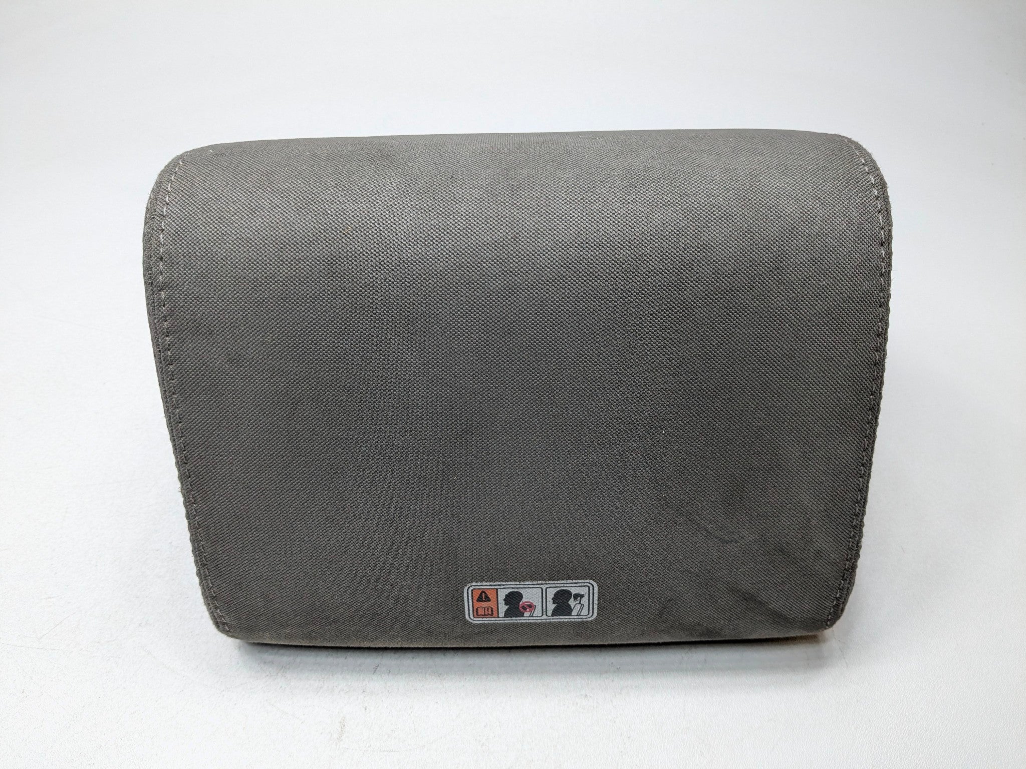 2013 - 2016 HYUNDAI SANTA FE OEM SEAT HEADREST GRAY CLOTH REAR CENTER