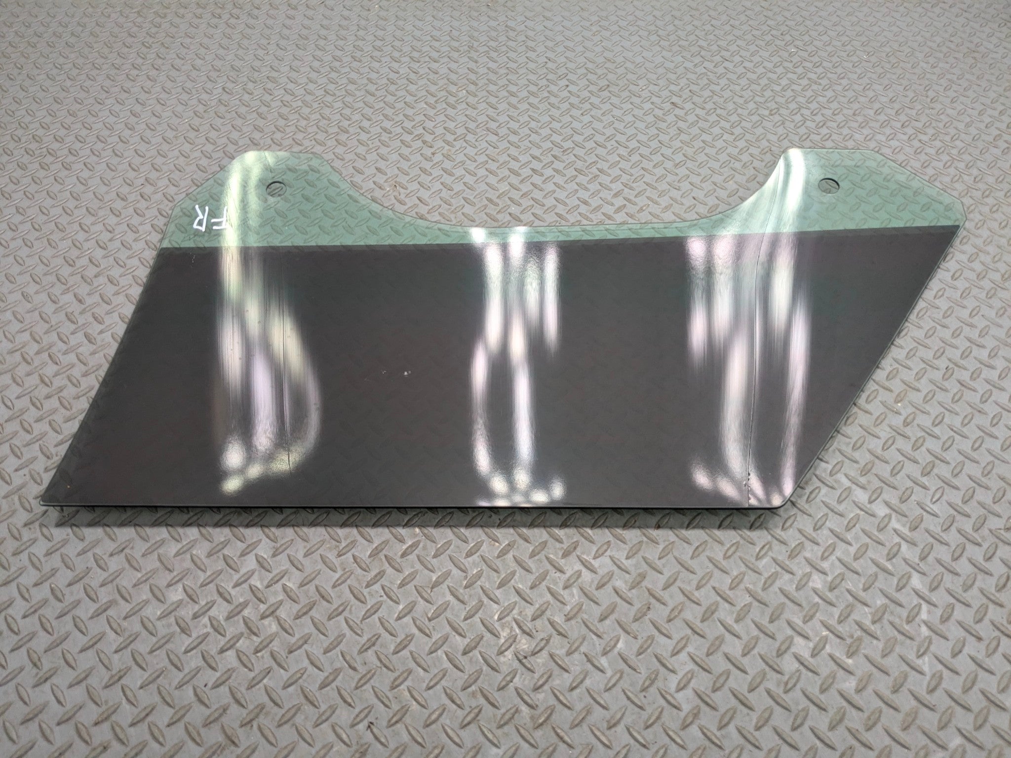 2007 - 2010 MINI COOPER OEM DOOR WINDOW GLASS FRONT RIGHT PASSENGER SIDE