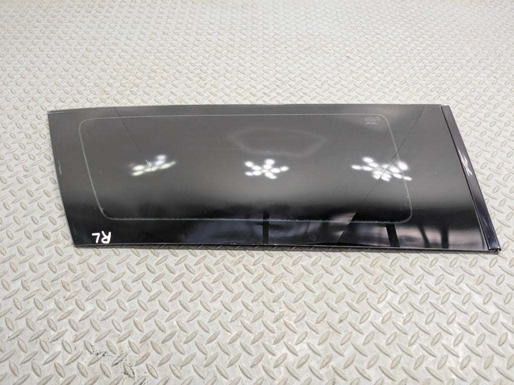 2007 - 2010 MINI COOPER OEM DOOR WINDOW QUARTER GLASS REAR LEFT DRIVER SIDE