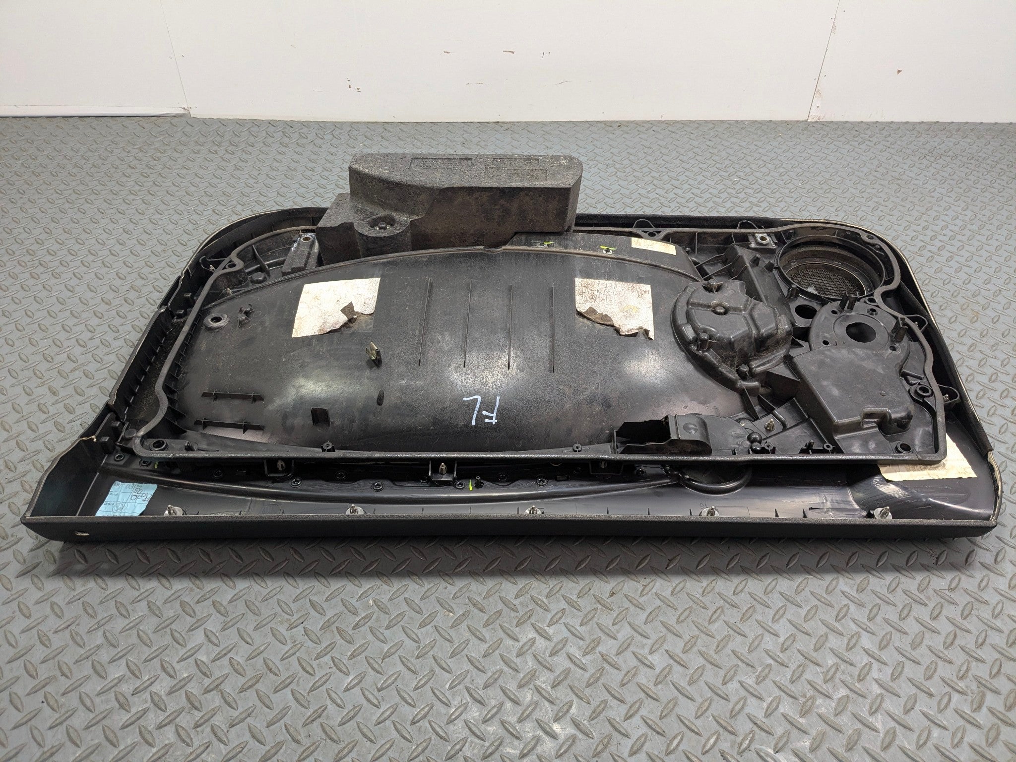 2007 - 2010 MINI COOPER OEM INTERIOR DOOR TRIM PANEL FRONT LEFT DRIVER SIDE