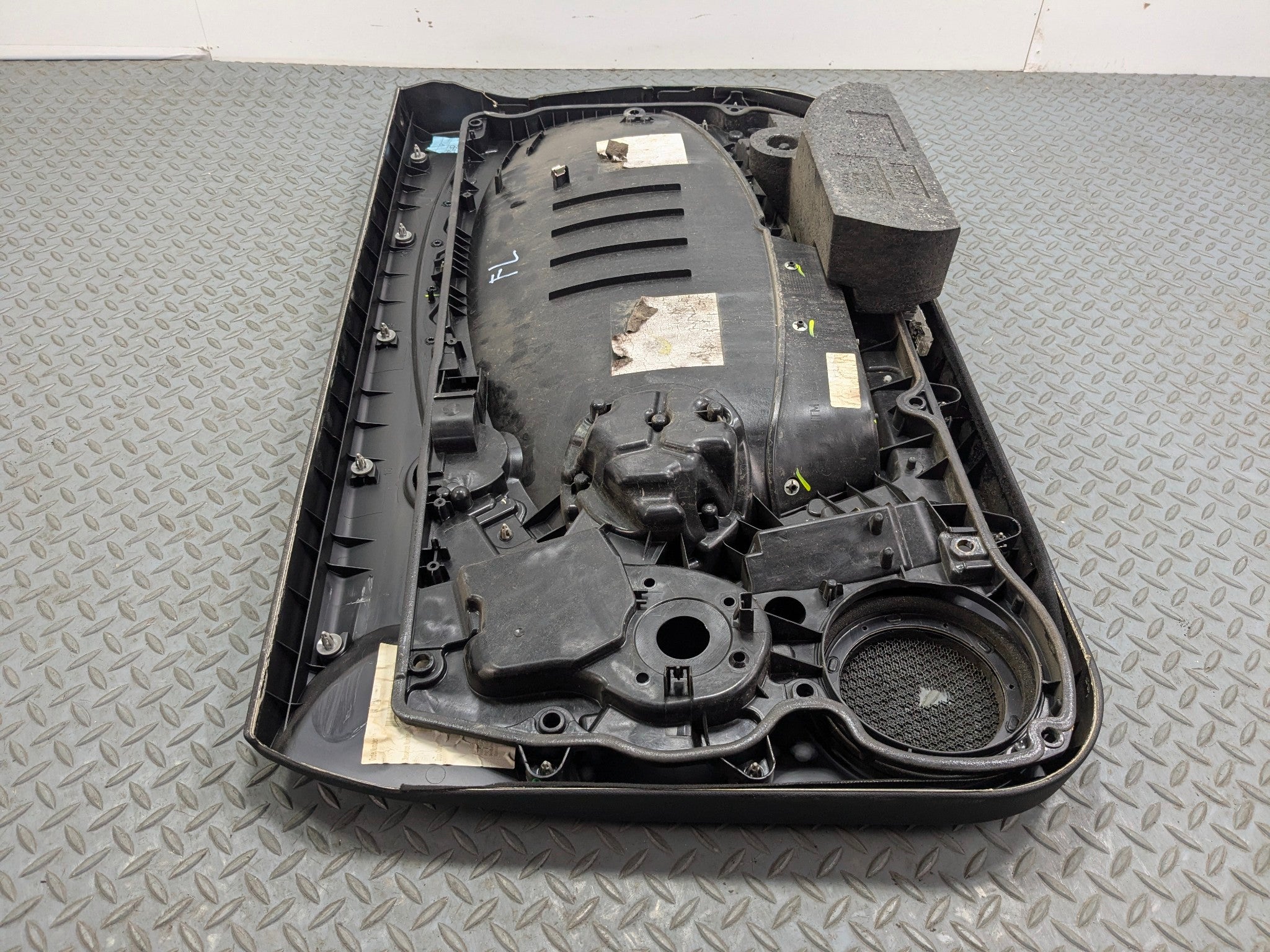 2007 - 2010 MINI COOPER OEM INTERIOR DOOR TRIM PANEL FRONT LEFT DRIVER SIDE