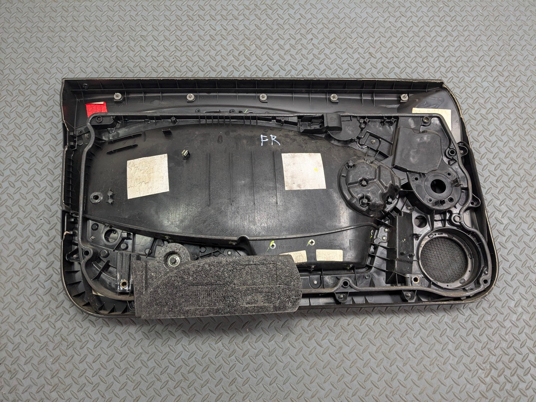 2007 - 2010 MINI COOPER OEM INTERIOR DOOR TRIM PANEL FRONT RIGHT PASSENGER SIDE