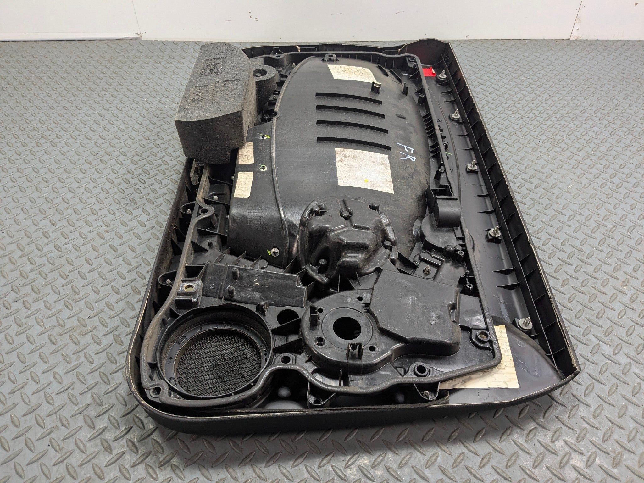 2007 - 2010 MINI COOPER OEM INTERIOR DOOR TRIM PANEL FRONT RIGHT PASSENGER SIDE