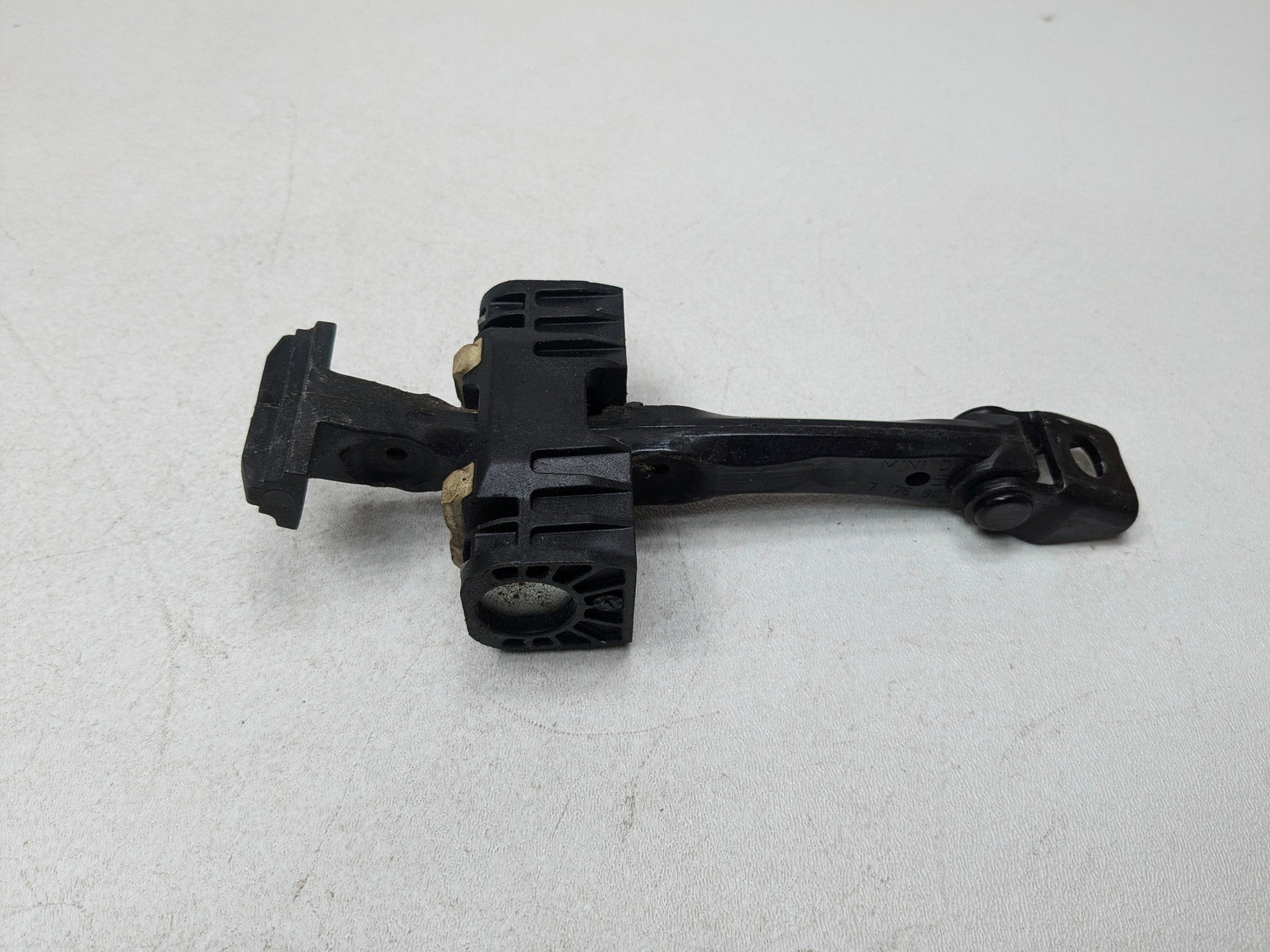 2007 - 2010 MINI COOPER OEM DOOR STOPPER CHECK STRAP FRONT RIGHT PASSENGER SIDE