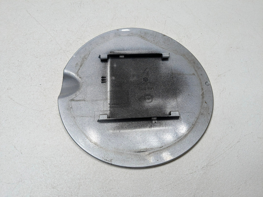 2007 - 2010 MINI COOPER OEM FUEL TANK DOOR LID COVER SILVER METALLIC