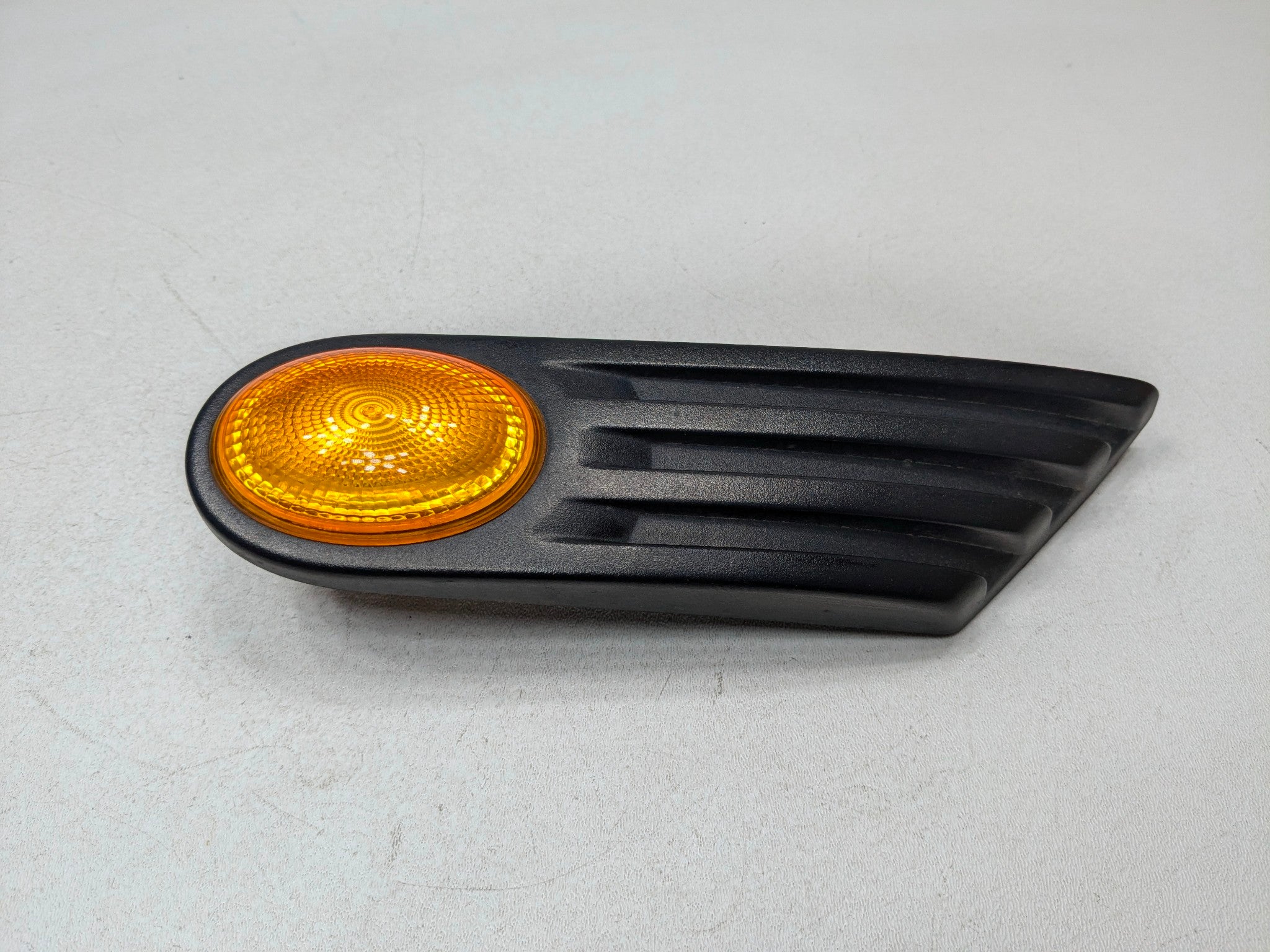 2007 - 2010 MINI COOPER OEM DRIVER SIDE WING INDICATOR TURN SIGNAL LIGHT FRONT
