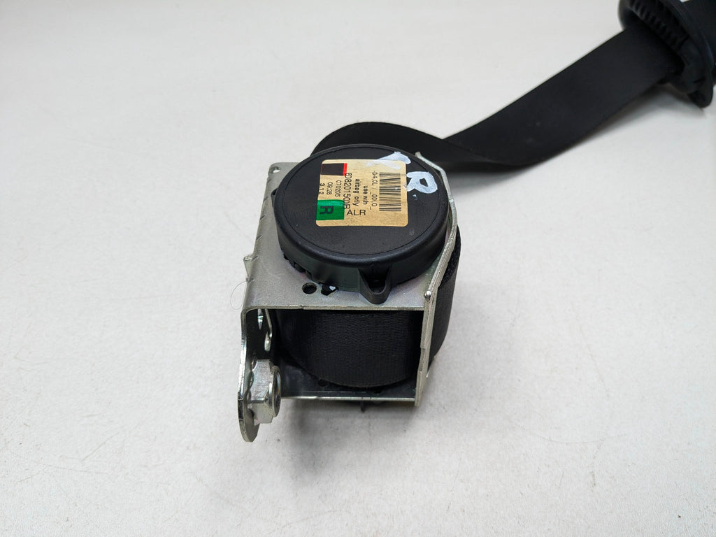 2007 - 2010 MINI COOPER OEM SEAT BELT RETRACTOR FRONT RIGHT PASSENGER SIDE