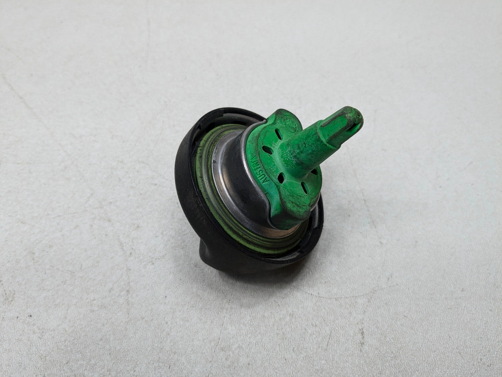 2007 - 2010 MINI COOPER OEM FILLER CAP FUEL GAS TANK ASSEMBLY BLACK