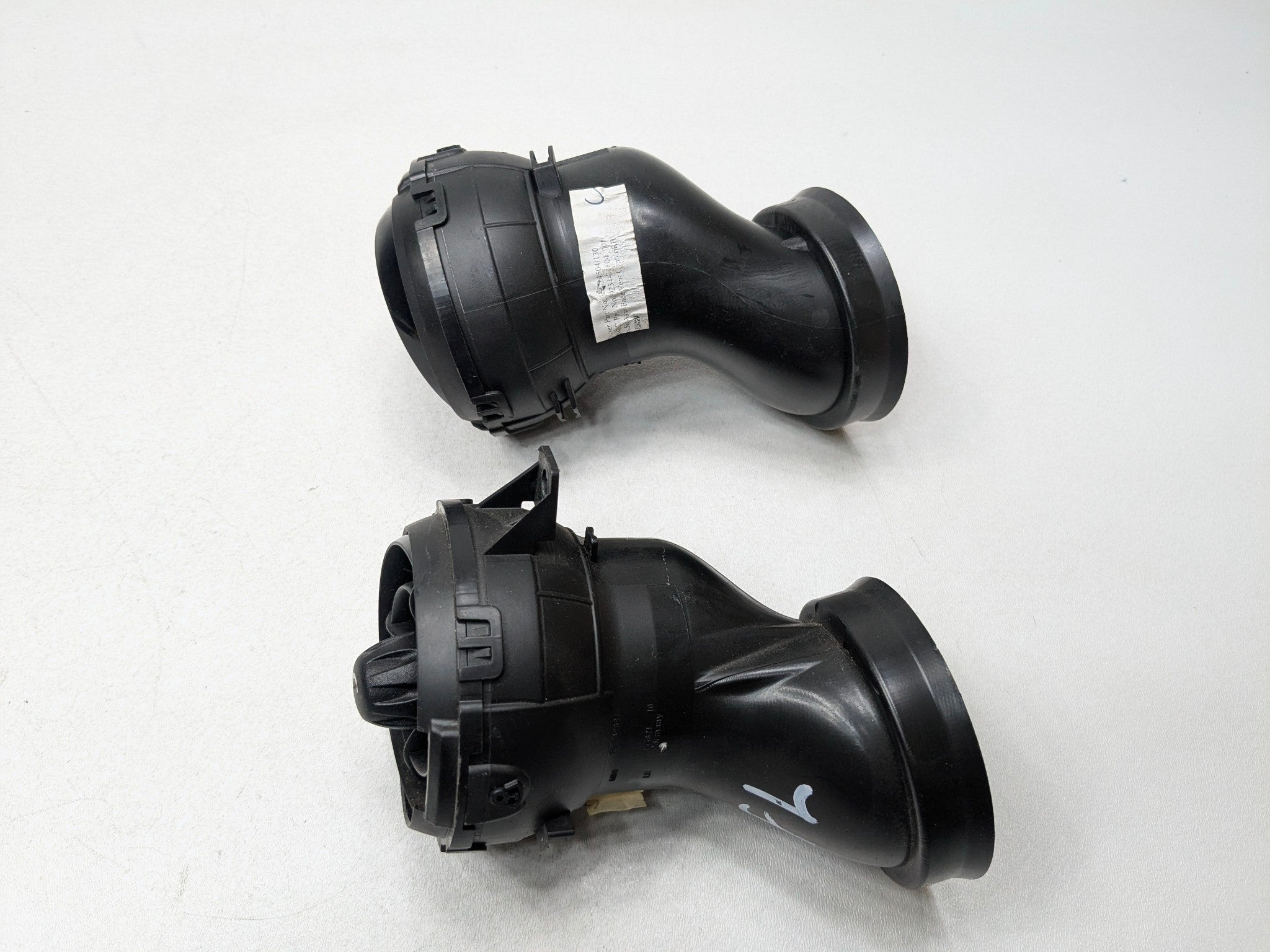 2007 - 2010 MINI COOPER OEM DASH AC HEATER AIR VENT FRONT CENTER LEFT AND RIGHT