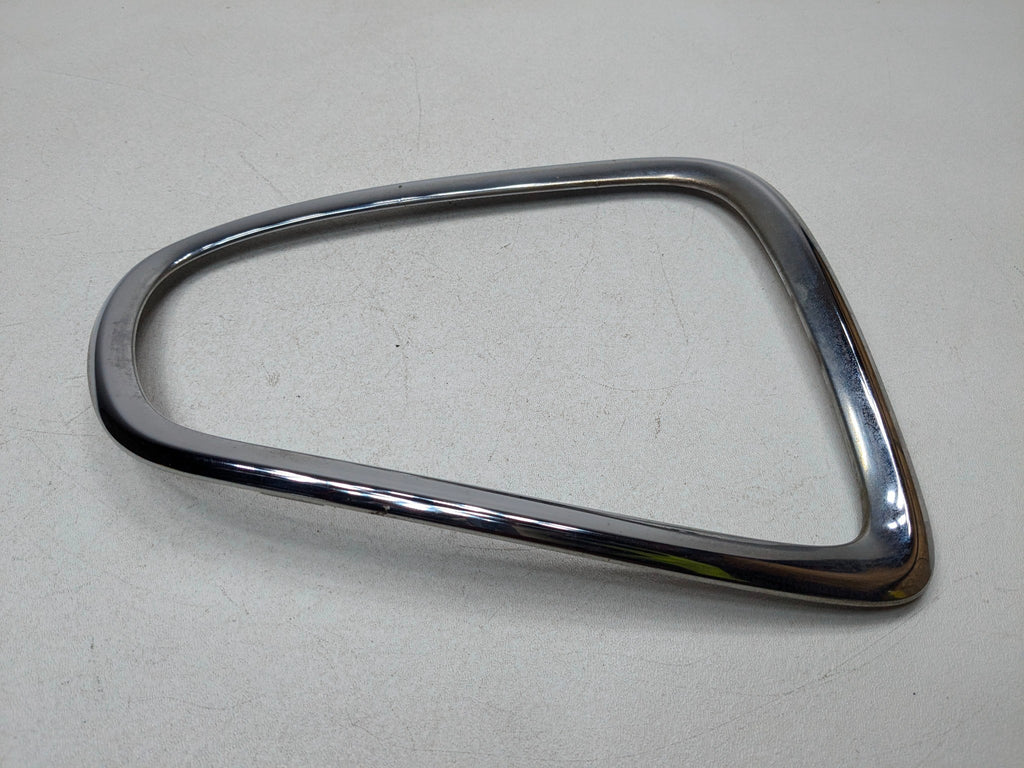 2007 - 2010 MINI COOPER OEM TAIL LIGHT CHROME MOLDING TRIM REAR RIGHT SIDE
