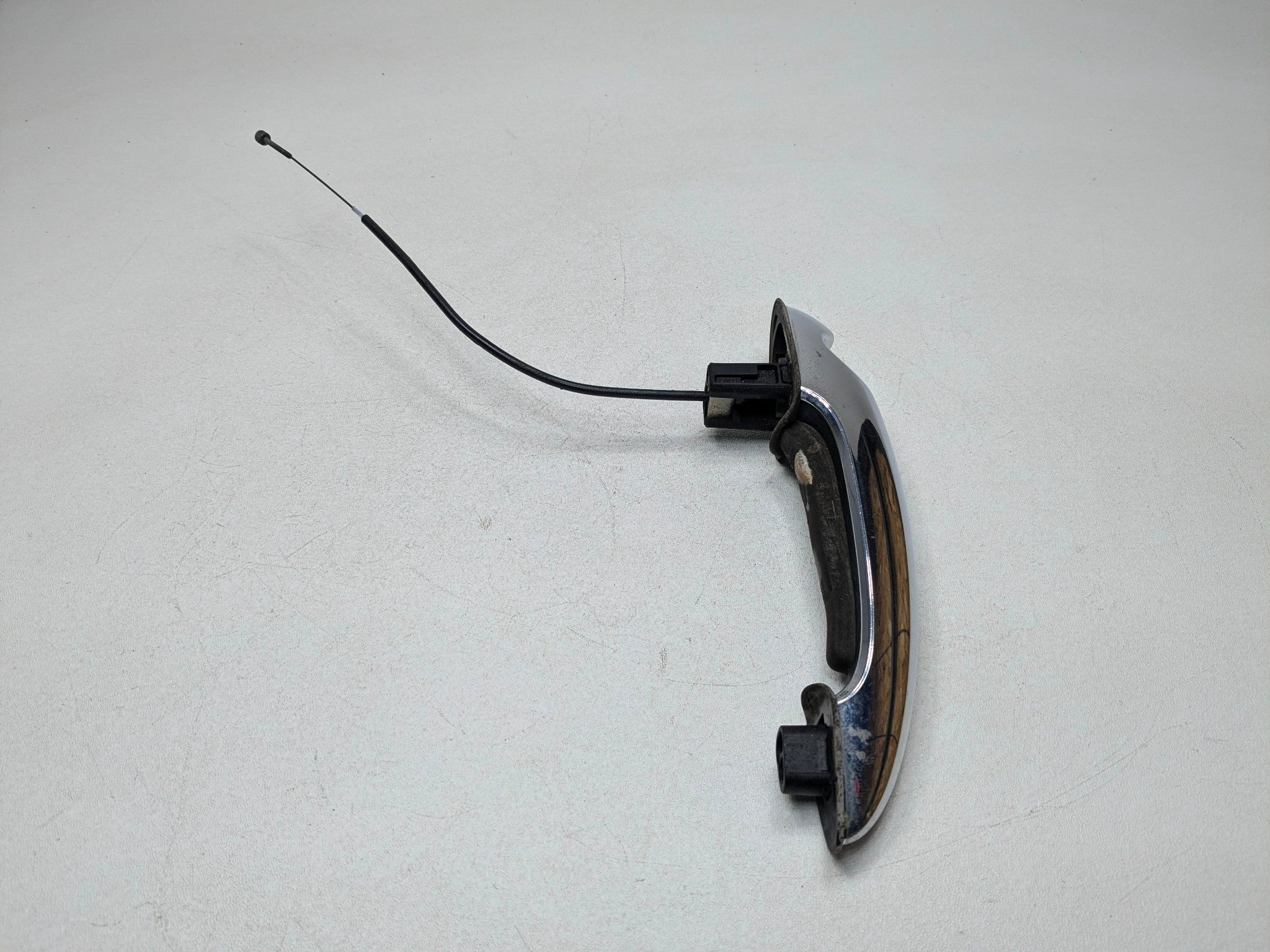 2007 - 2010 MINI COOPER OEM EXTERIOR DOOR HANDLE FRONT LEFT DRIVER SIDE