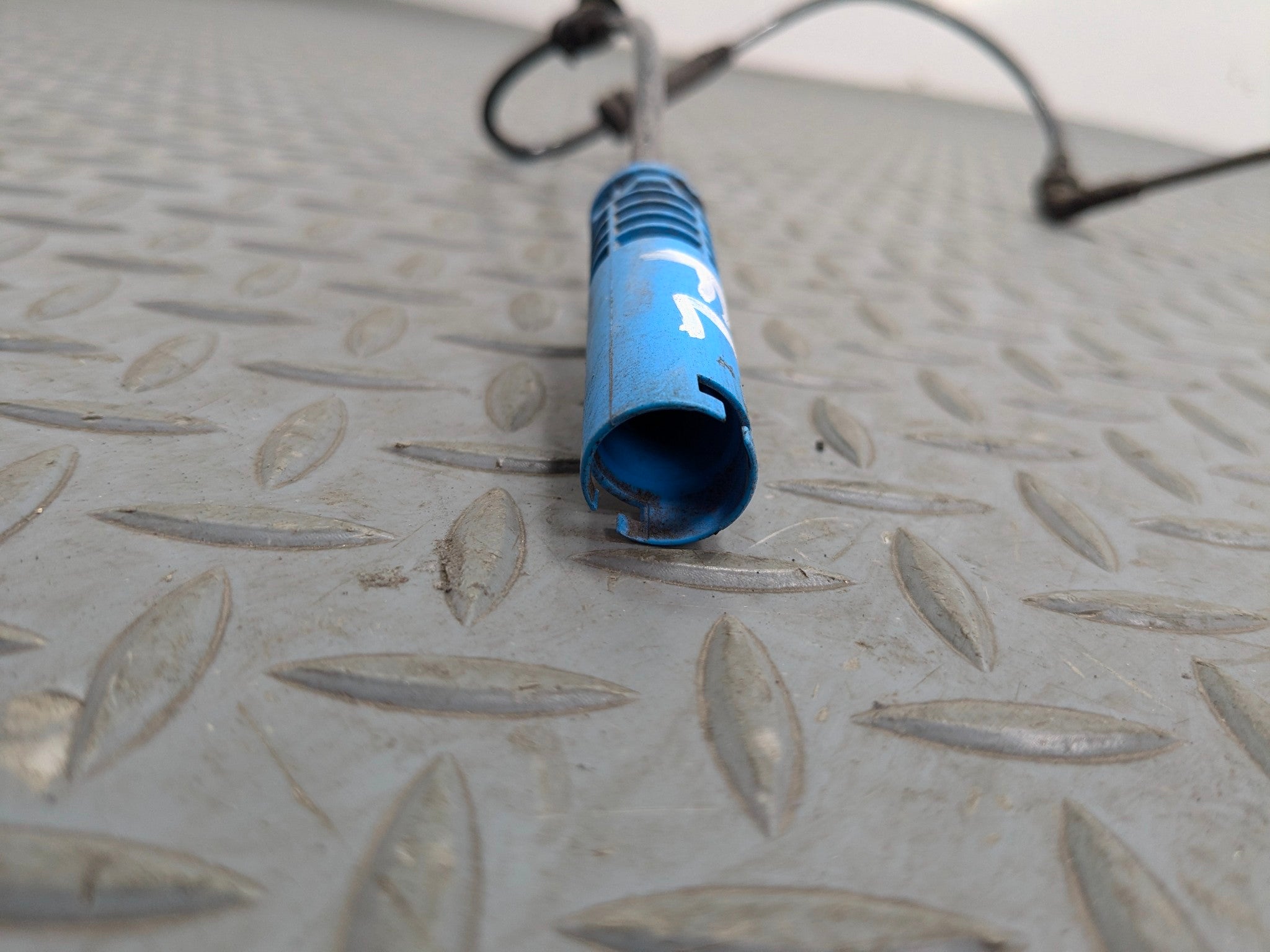 2007 - 2010 MINI COOPER OEM ABS SPEED SENSOR FRONT LEFT DRIVER SIDE